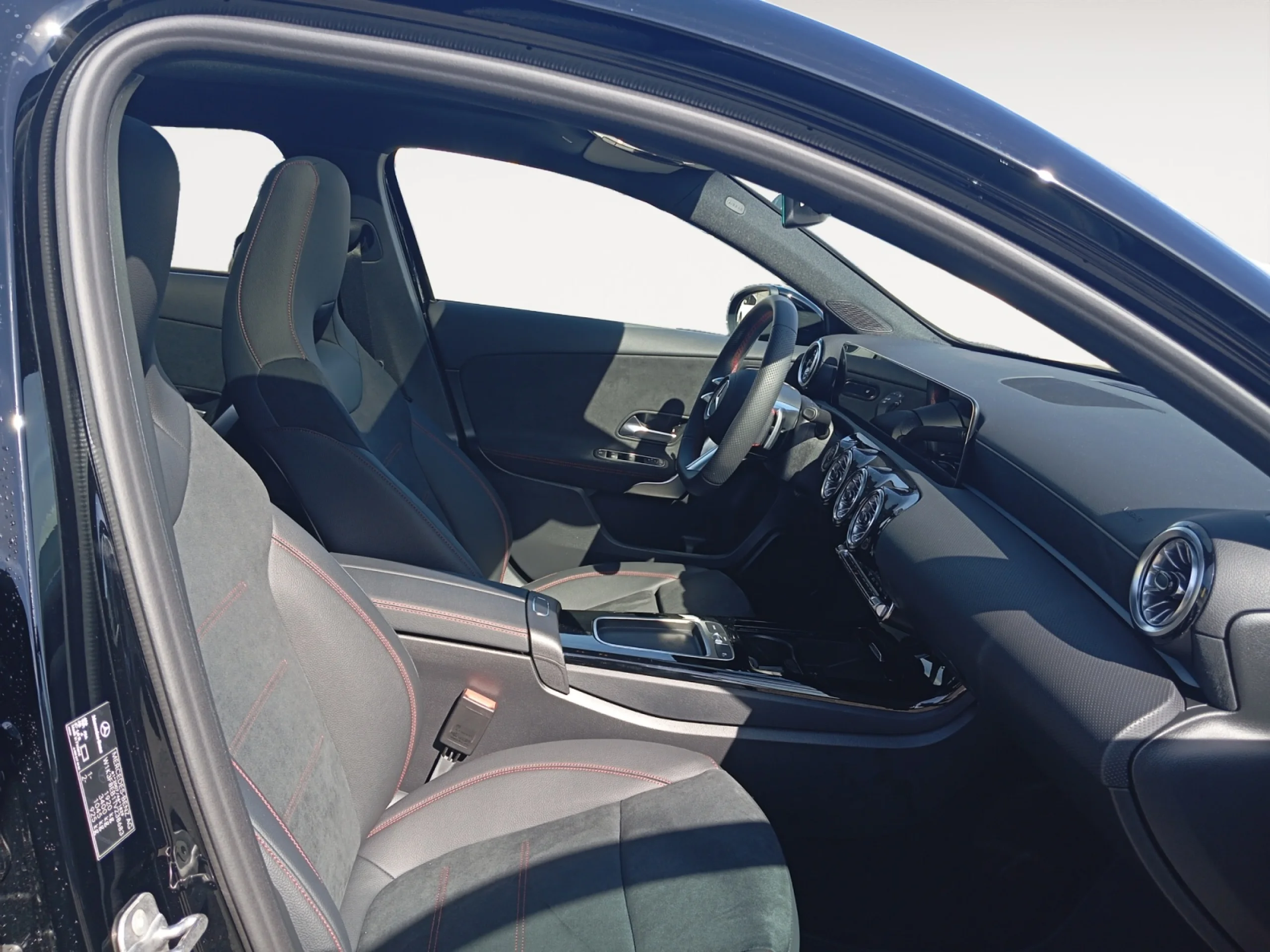 MERCEDES-BENZ CLASE A A 180 - Foto 5