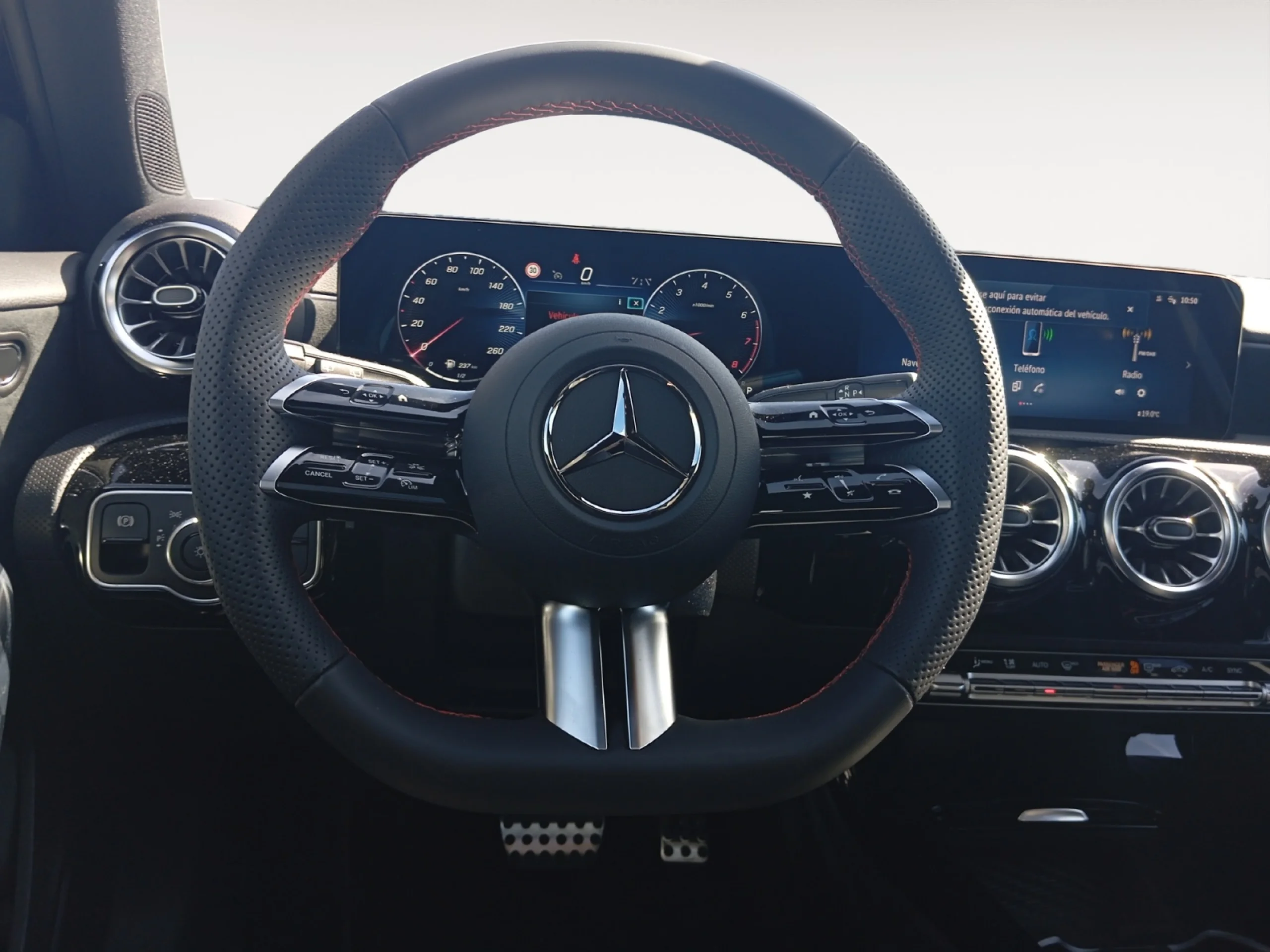 MERCEDES-BENZ CLASE A A 180 - Foto 11