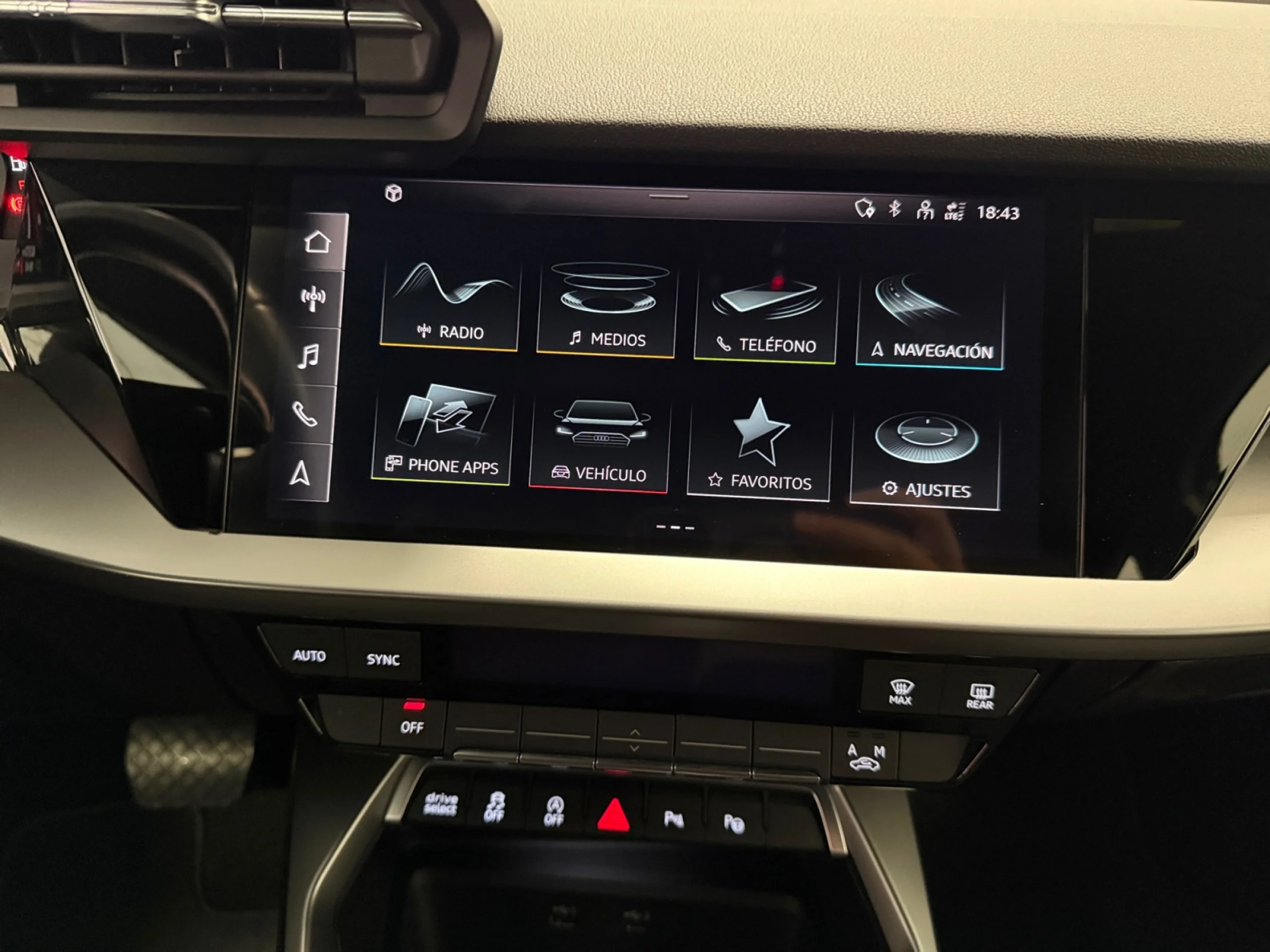 AUDI A3 SEDAN 35 TDI 110KW (150CV) S TRONIC - Foto 9