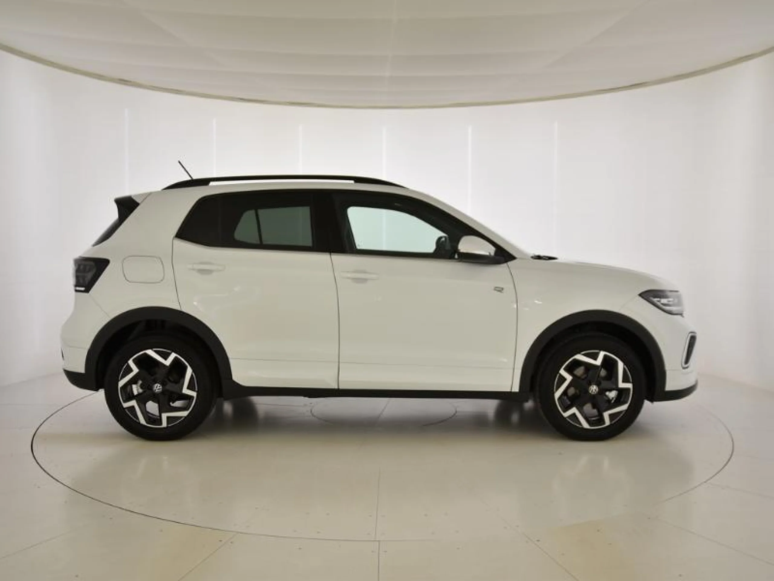 VOLKSWAGEN T CROSS T CROSS R LINE  1.0 TSI 85 KW (116 CV)  6 VEL. - Foto 3