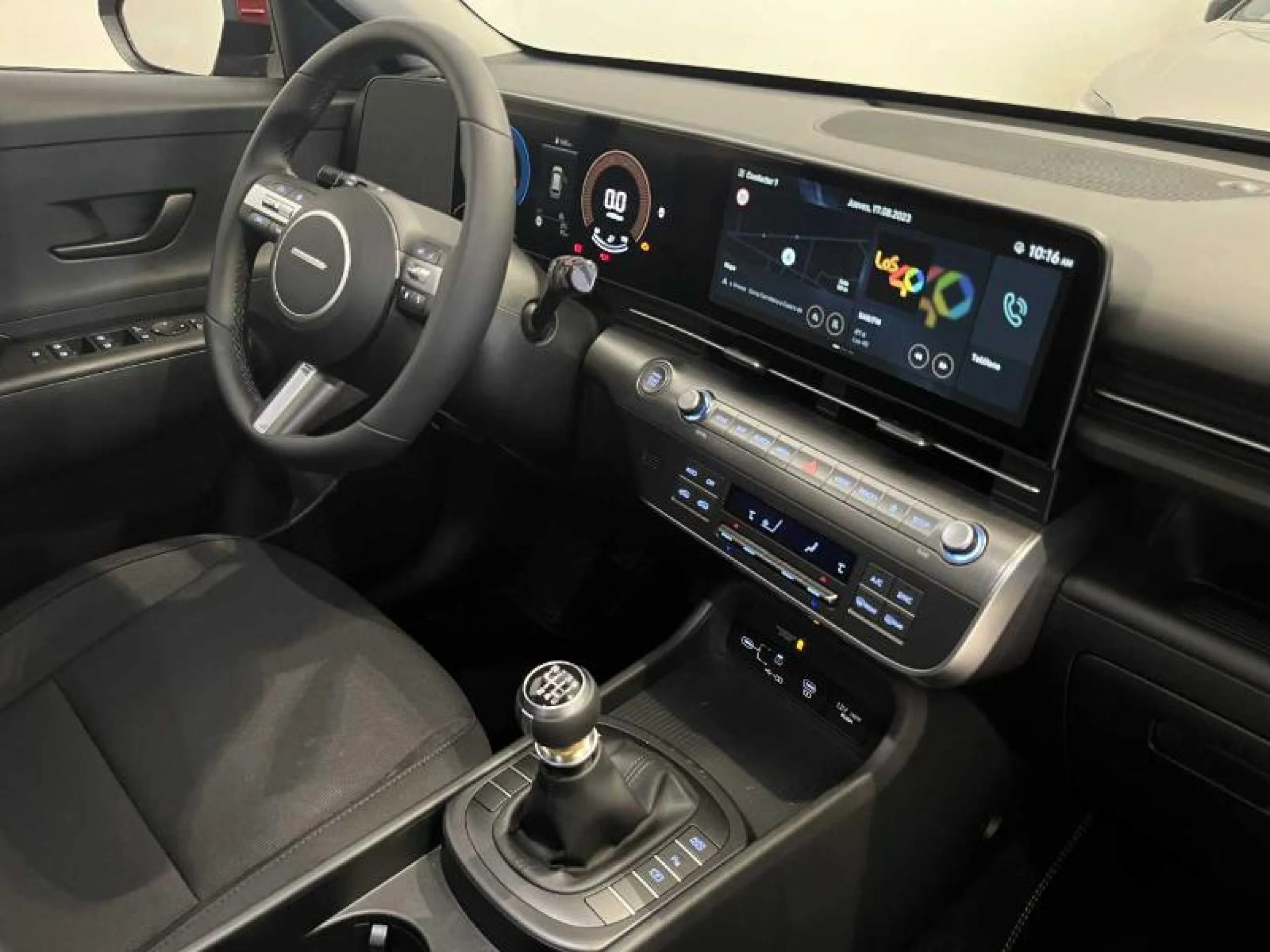 HYUNDAI KONA 1.6T 138CV MAXX - Foto 4