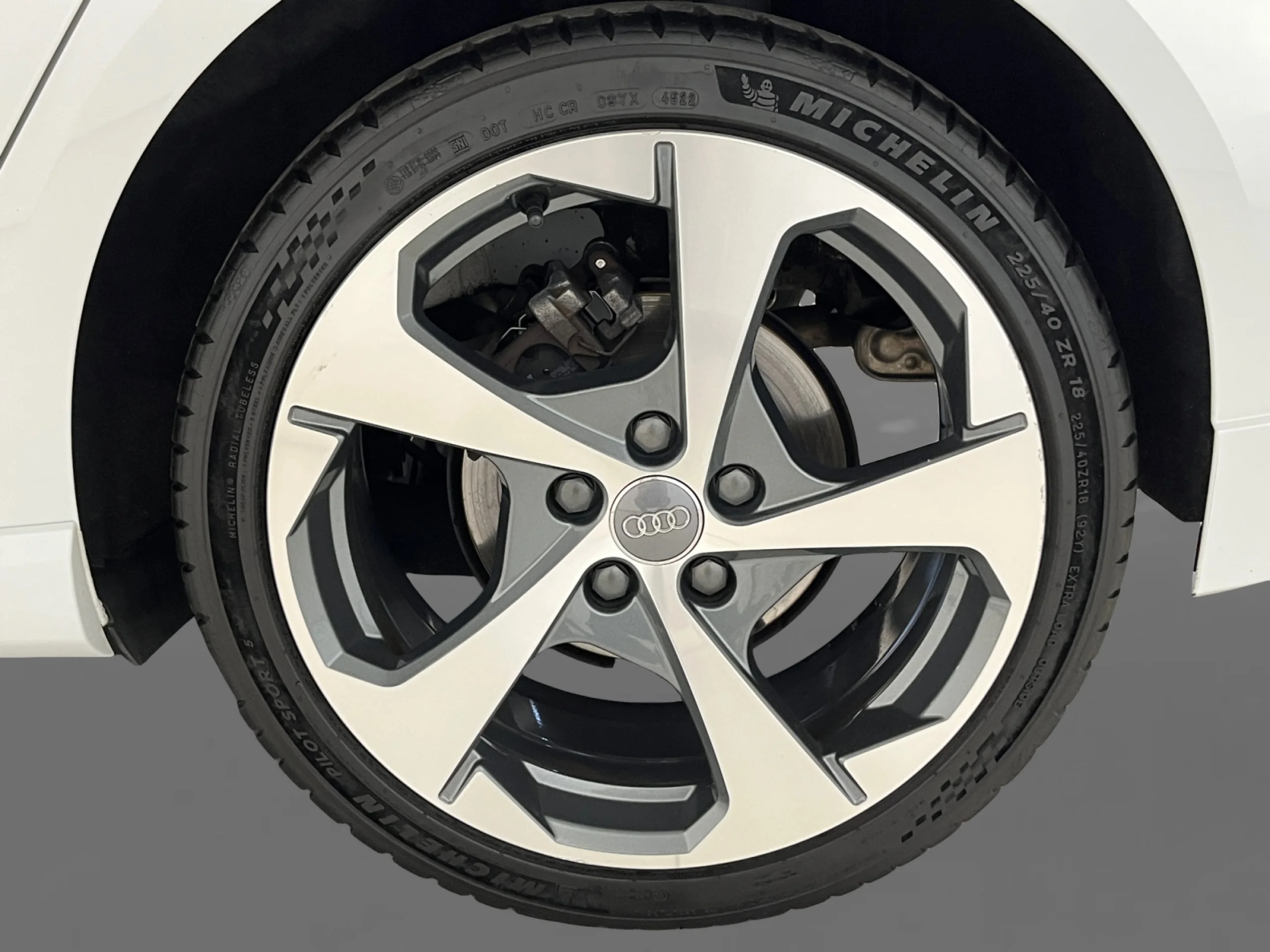 AUDI A3 DESIGN EDITION 1.6 TDI 85KW SPORTBACK - Foto 8