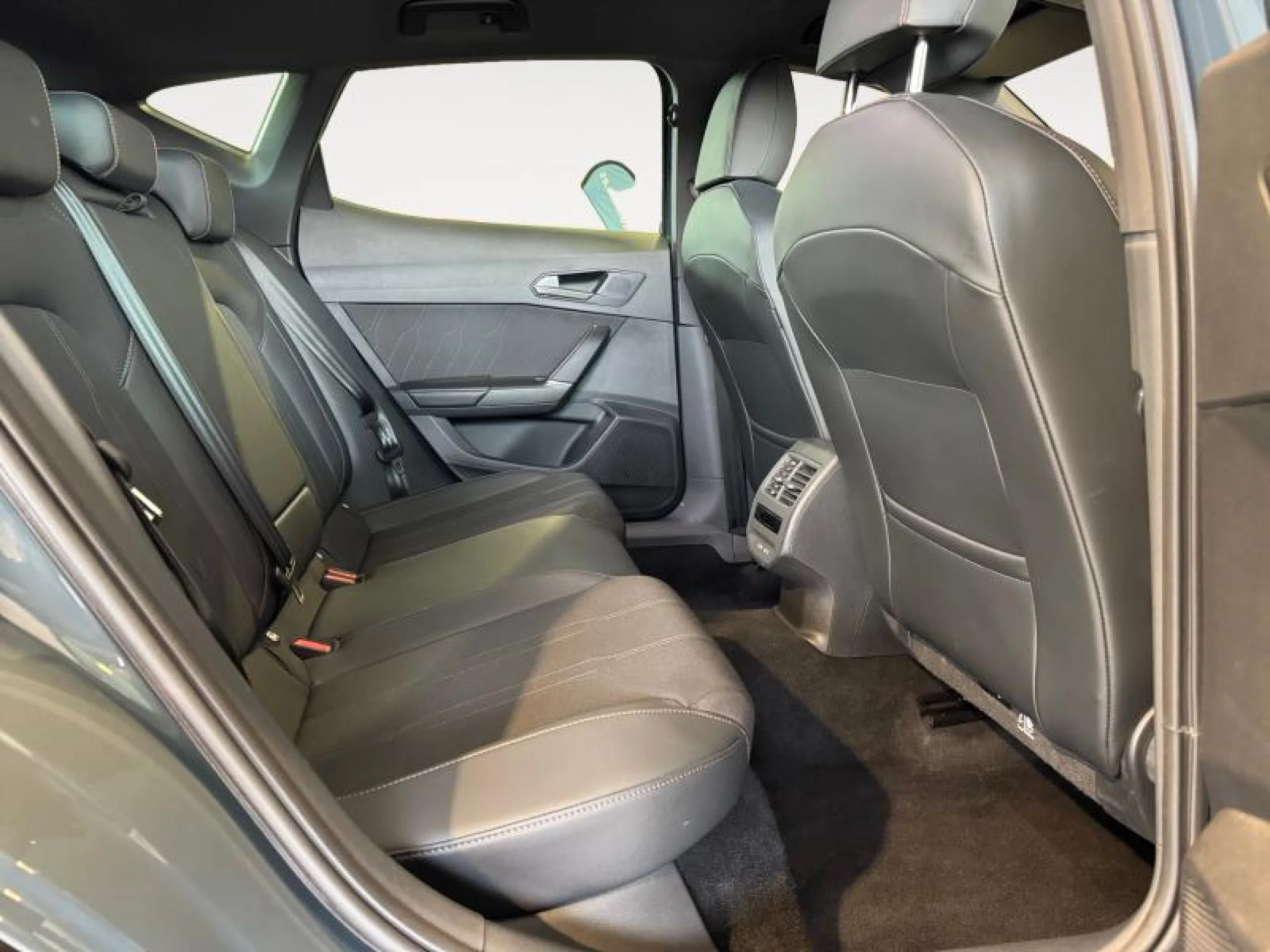 CUPRA FORMENTOR 1.5 TSI E HYBRID 150KW (204 CV) DSG - Foto 6