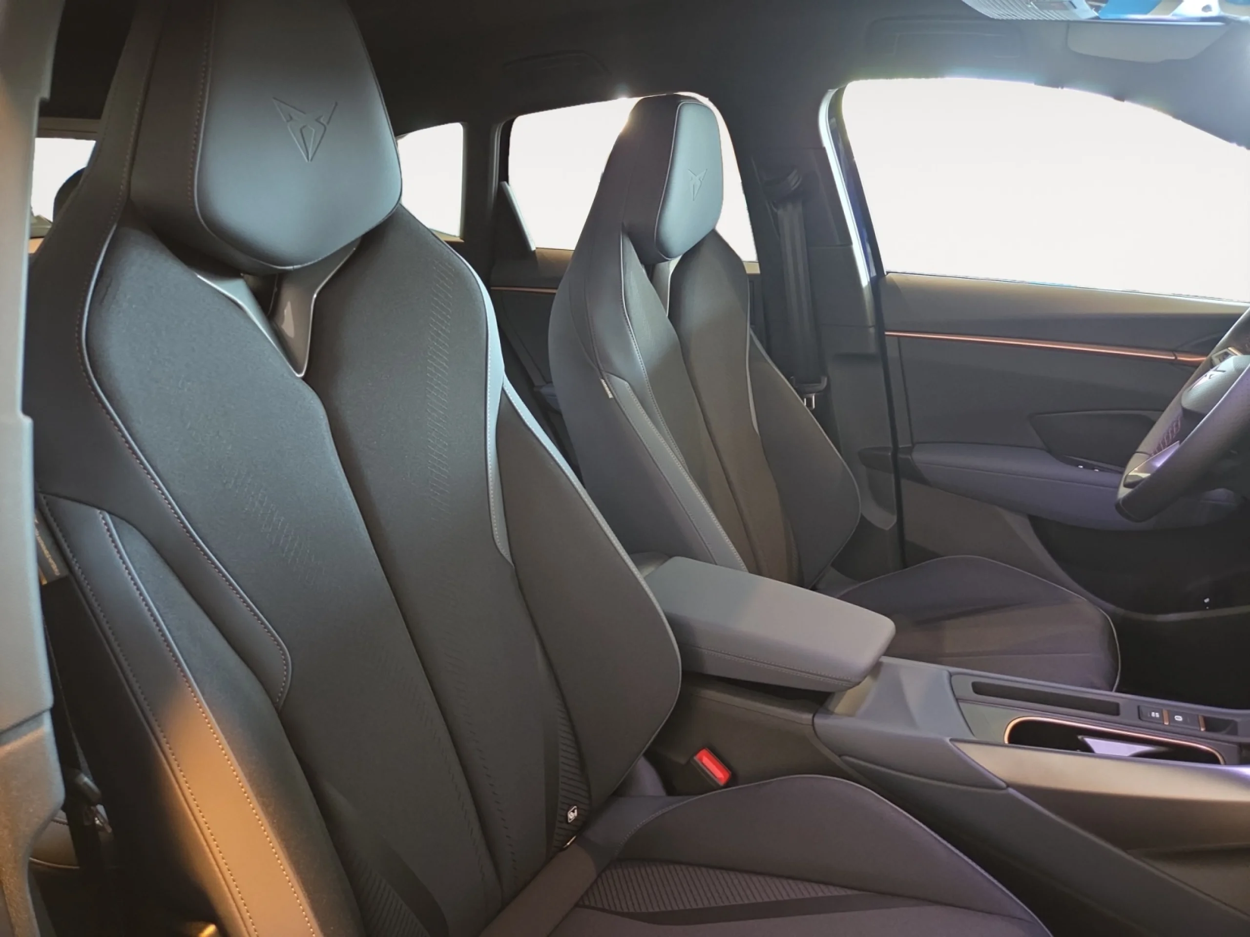 CUPRA TERRAMAR 1.5 TSI E HYBRID 150KW (204 CV) DSG - Foto 5