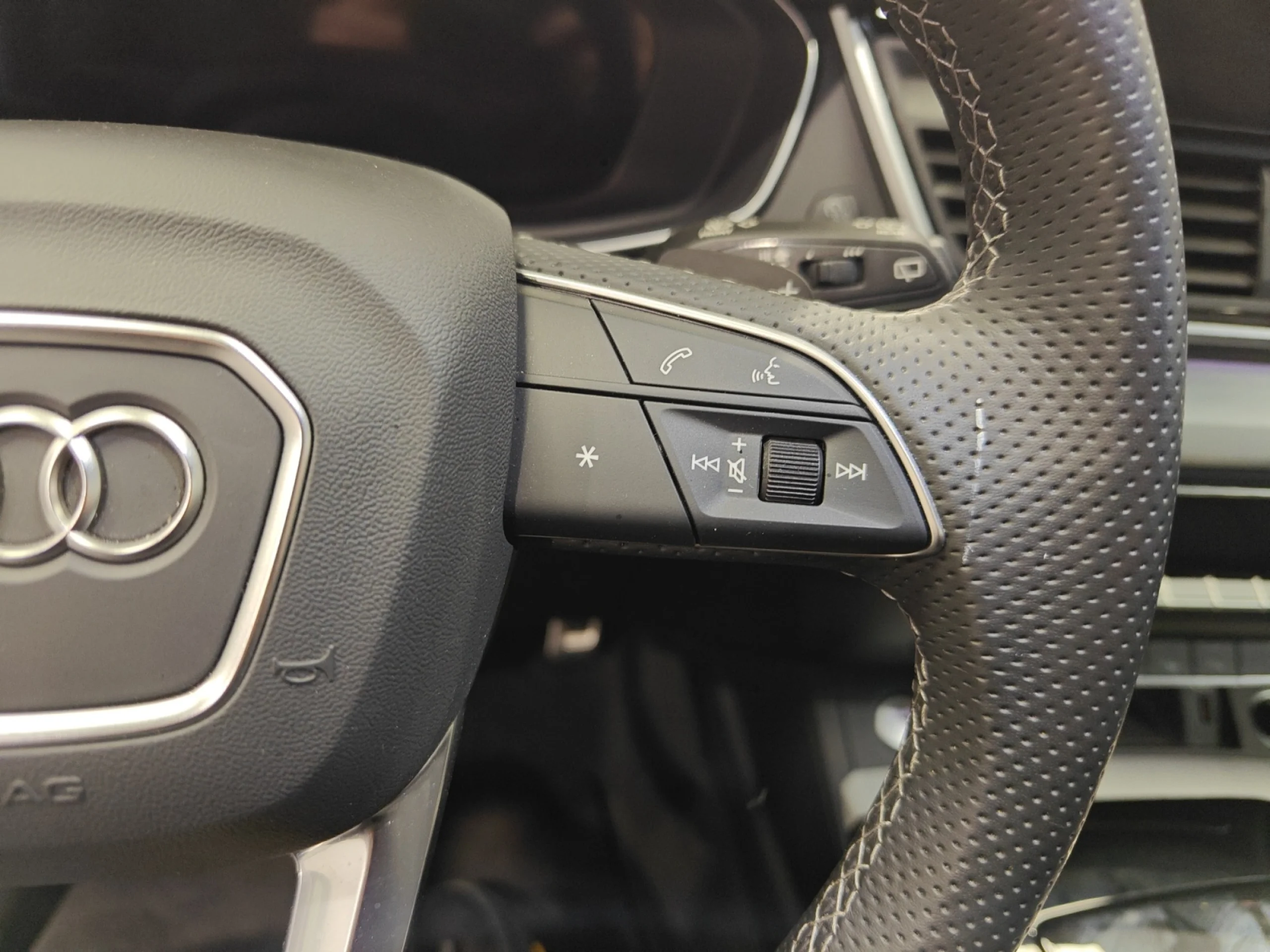 AUDI Q5 SPORTBACK BLACK LINE TDI QUATTRO 150KW (204CV) S T - Foto 10