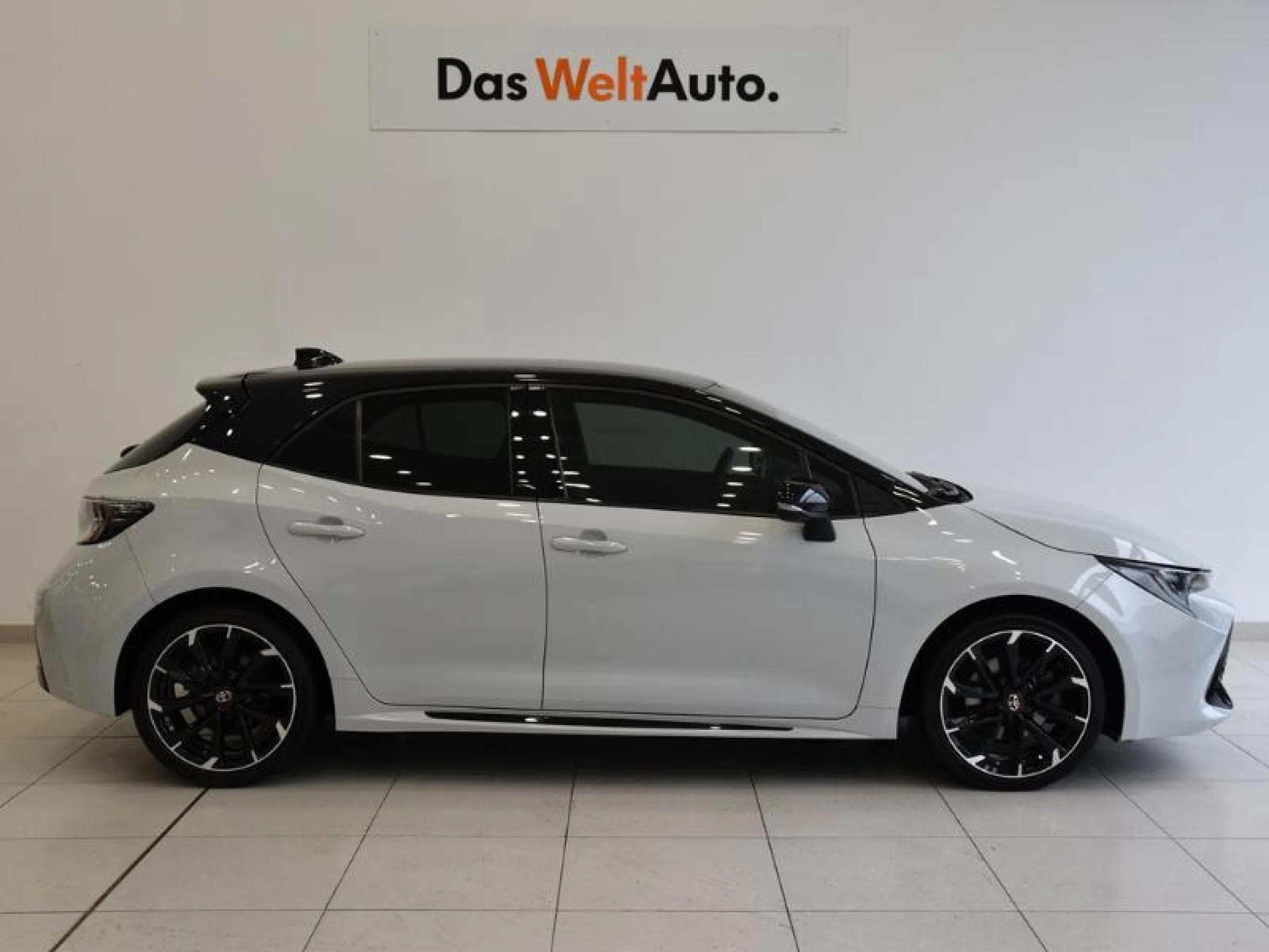TOYOTA COROLLA 2.0 180H GR SPORT E CVT - Foto 3