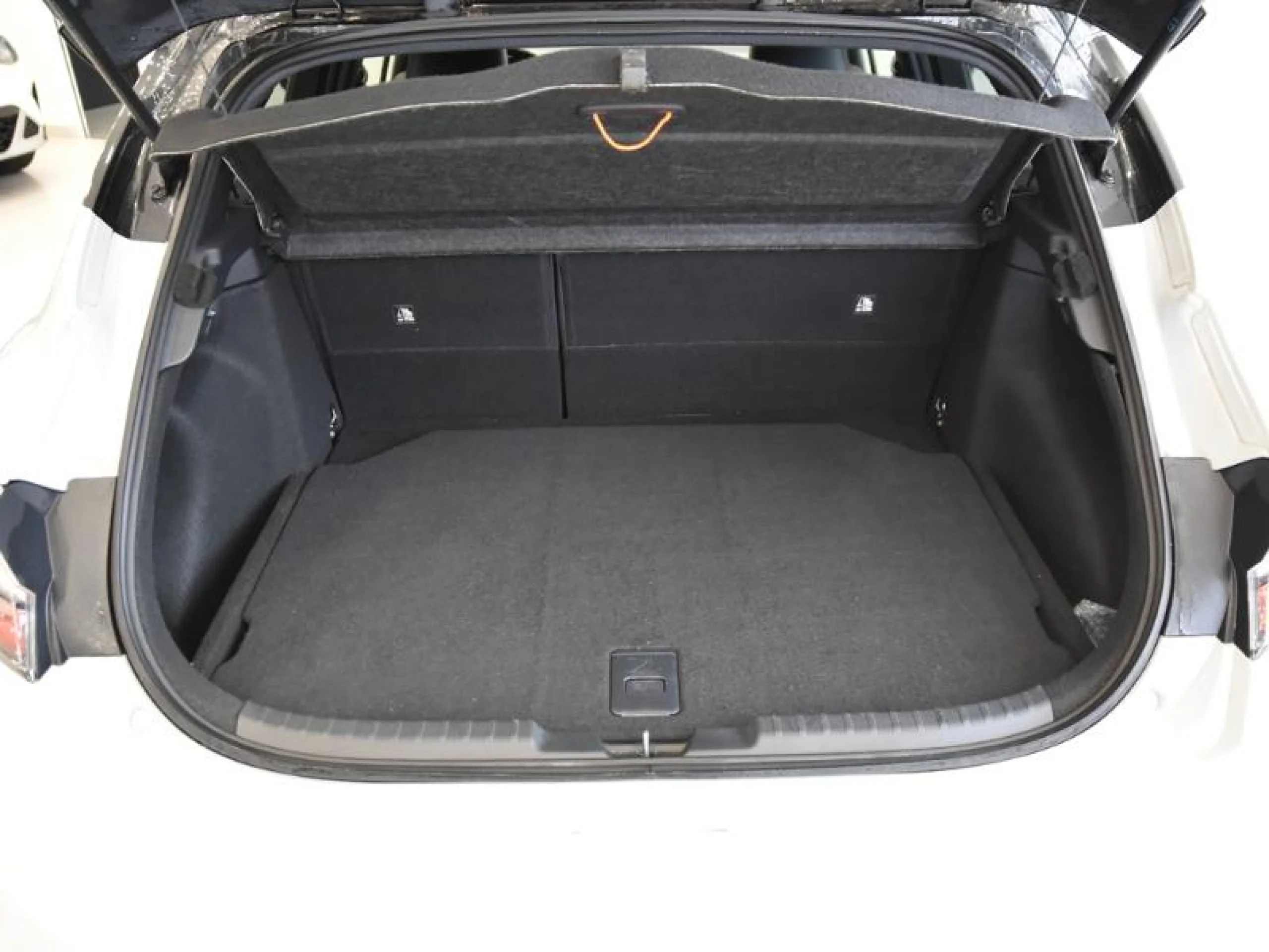 TOYOTA COROLLA 2.0 180H GR SPORT E CVT - Foto 7