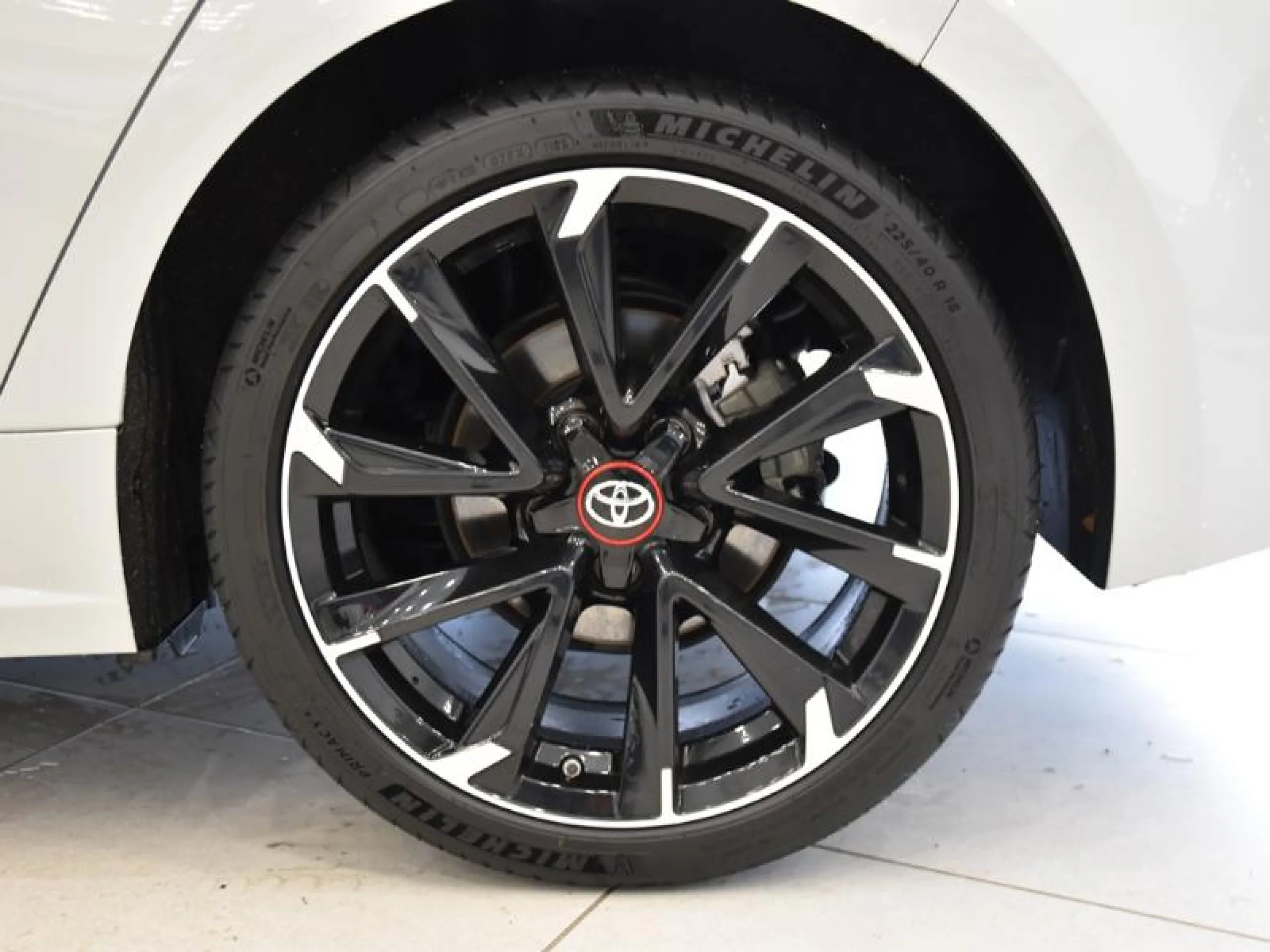 TOYOTA COROLLA 2.0 180H GR SPORT E CVT - Foto 8