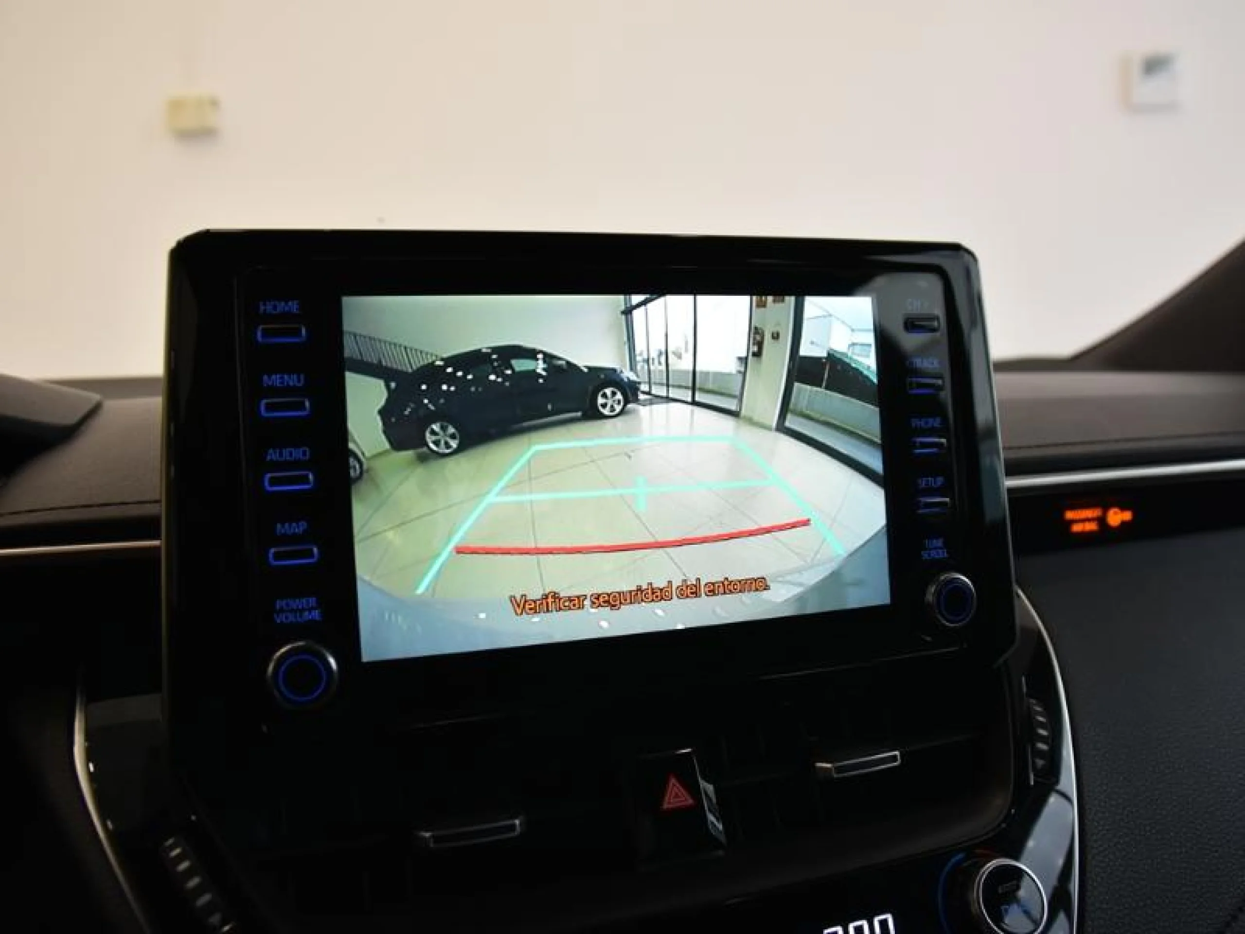 TOYOTA COROLLA 2.0 180H GR SPORT E CVT - Foto 15