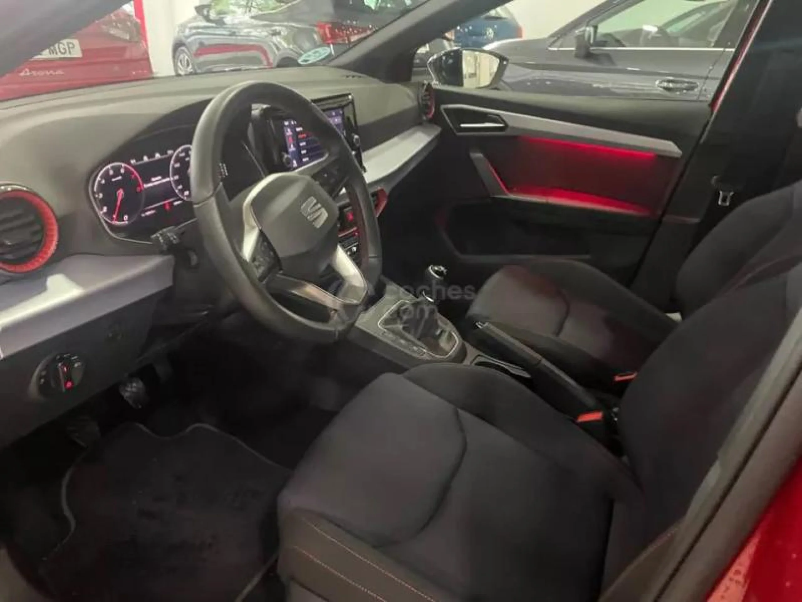 SEAT IBIZA 1.0 TSI 81KW (110CV) FR - Foto 4
