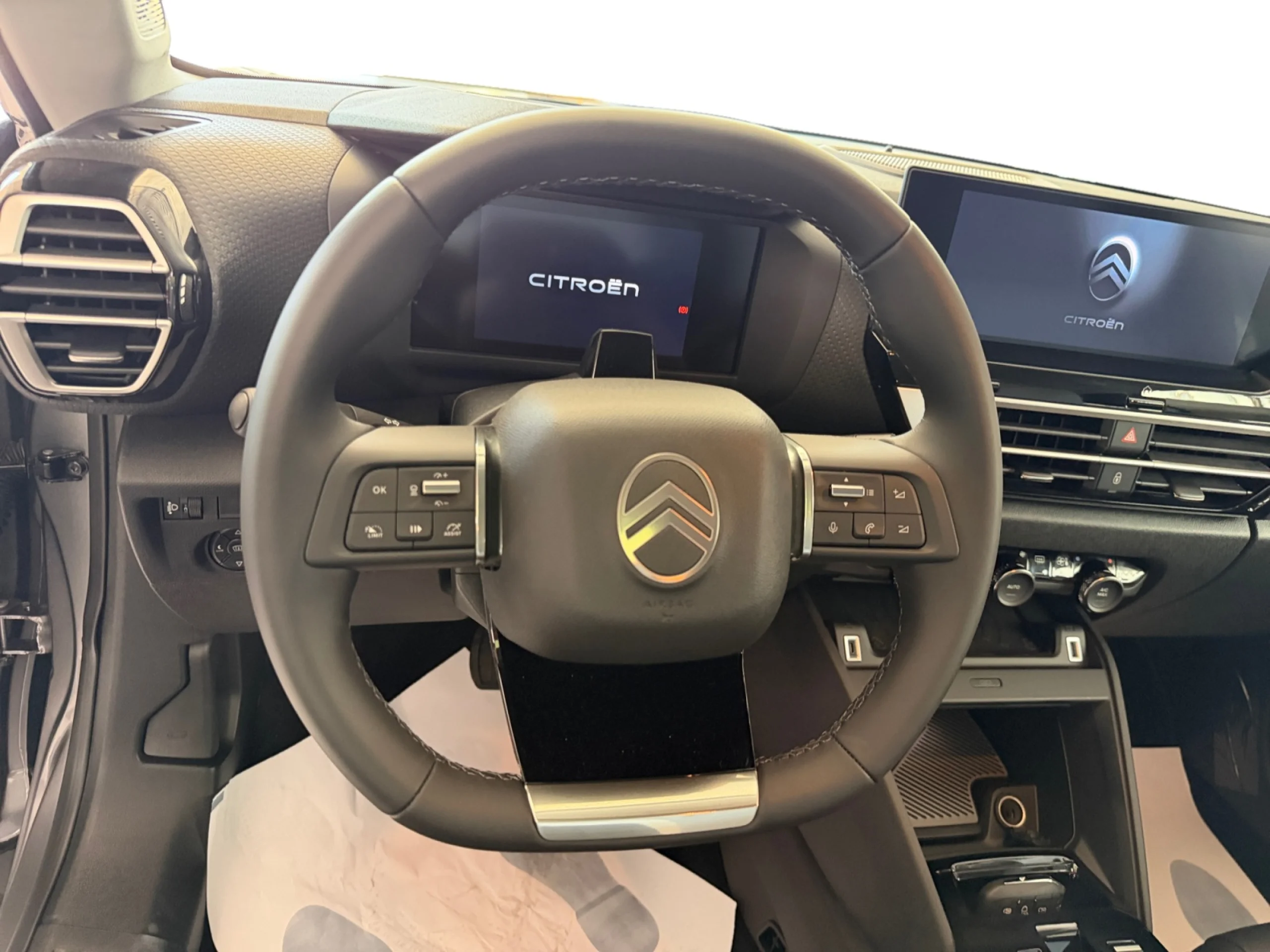 CITROEN C4 HYBRID 145 Ë DCS6 MAX - Foto 9