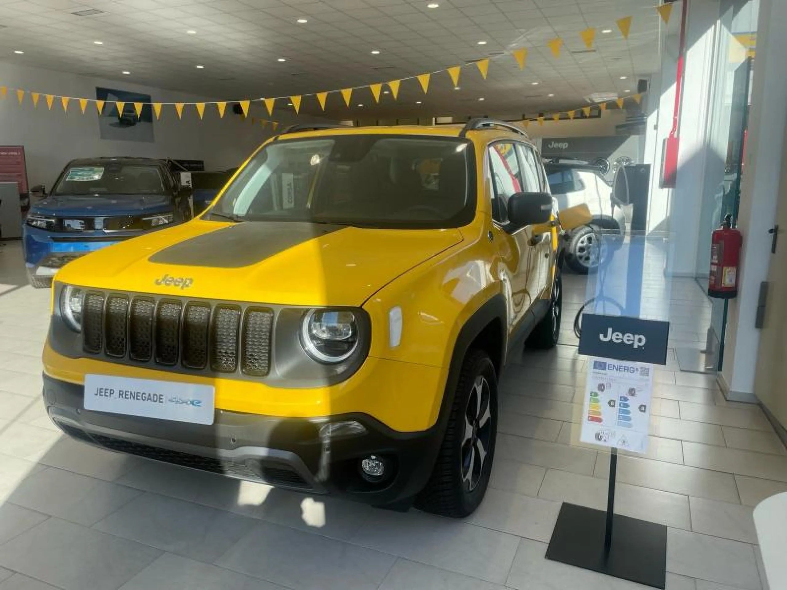 JEEP RENEGADE RENEGADE PLUG IN HYBRID MY24 JEEP RENEGADE 1.3 PHEV 240CV  OVERLAND - Foto 1