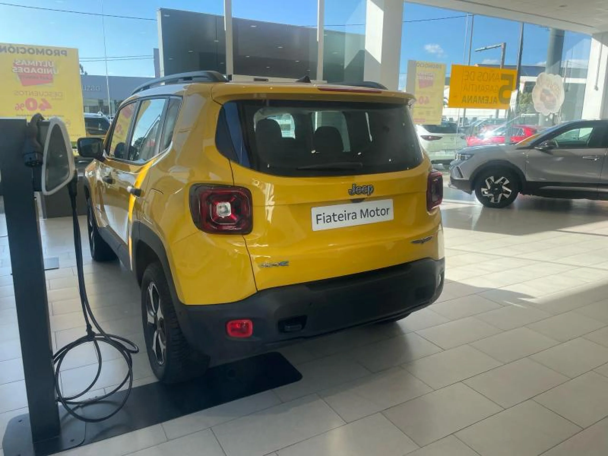JEEP RENEGADE RENEGADE PLUG IN HYBRID MY24 JEEP RENEGADE 1.3 PHEV 240CV  OVERLAND - Foto 4