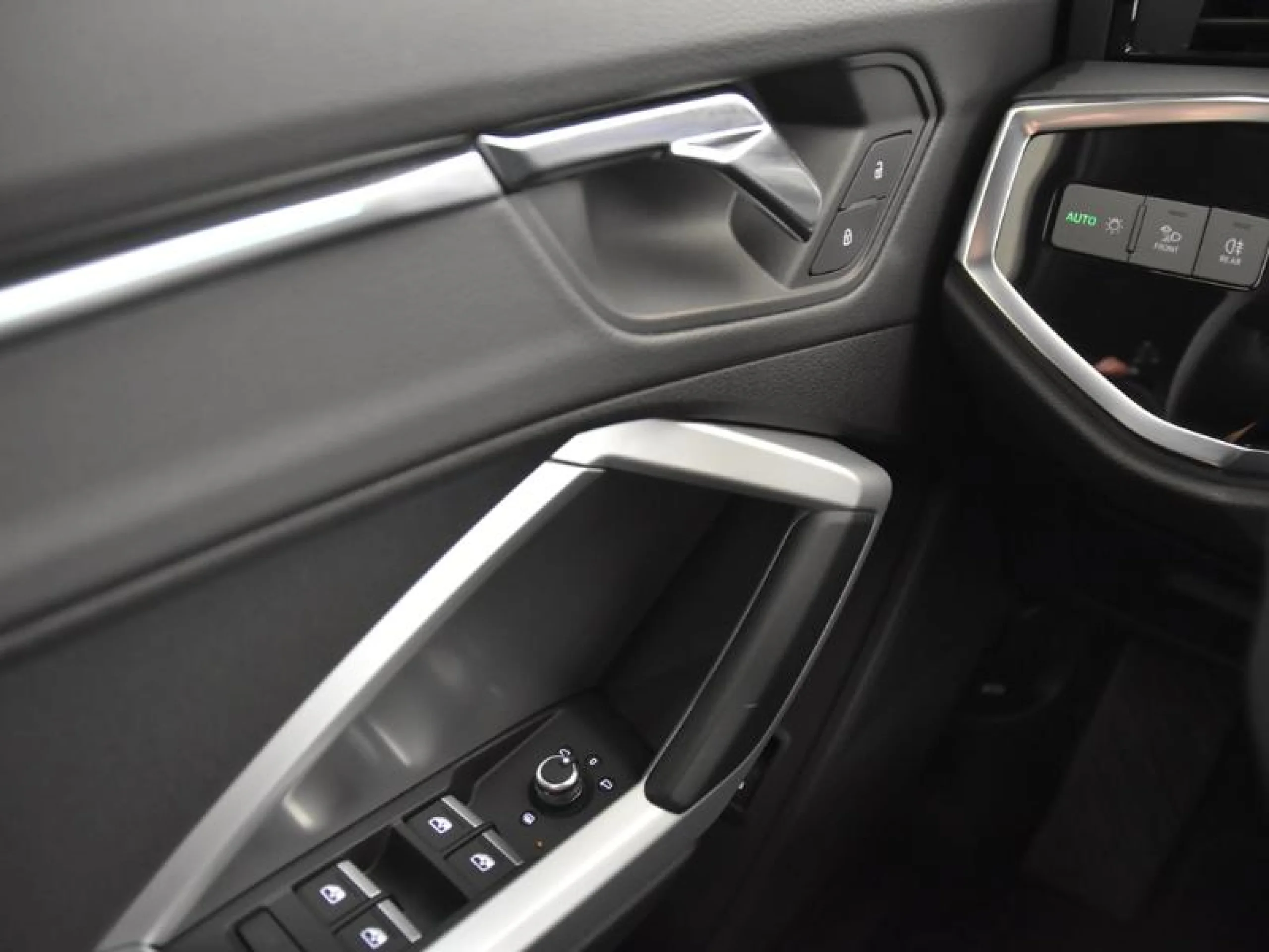 AUDI Q3 S LINE 35 TDI 110KW (150CV) S TRONIC - Foto 17