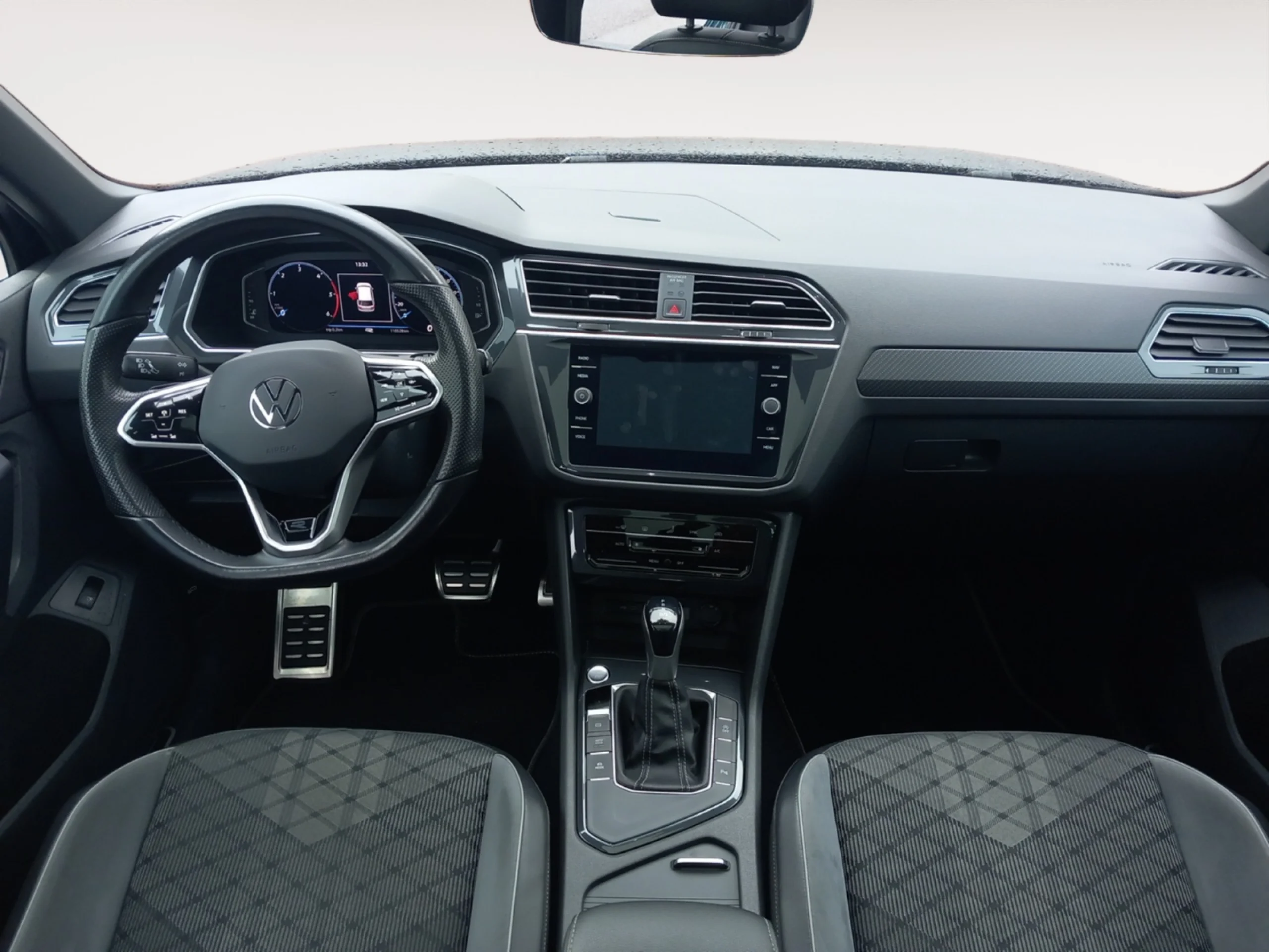 VOLKSWAGEN TIGUAN R LINE 2.0 TDI 110KW (150CV) DSG - Foto 4