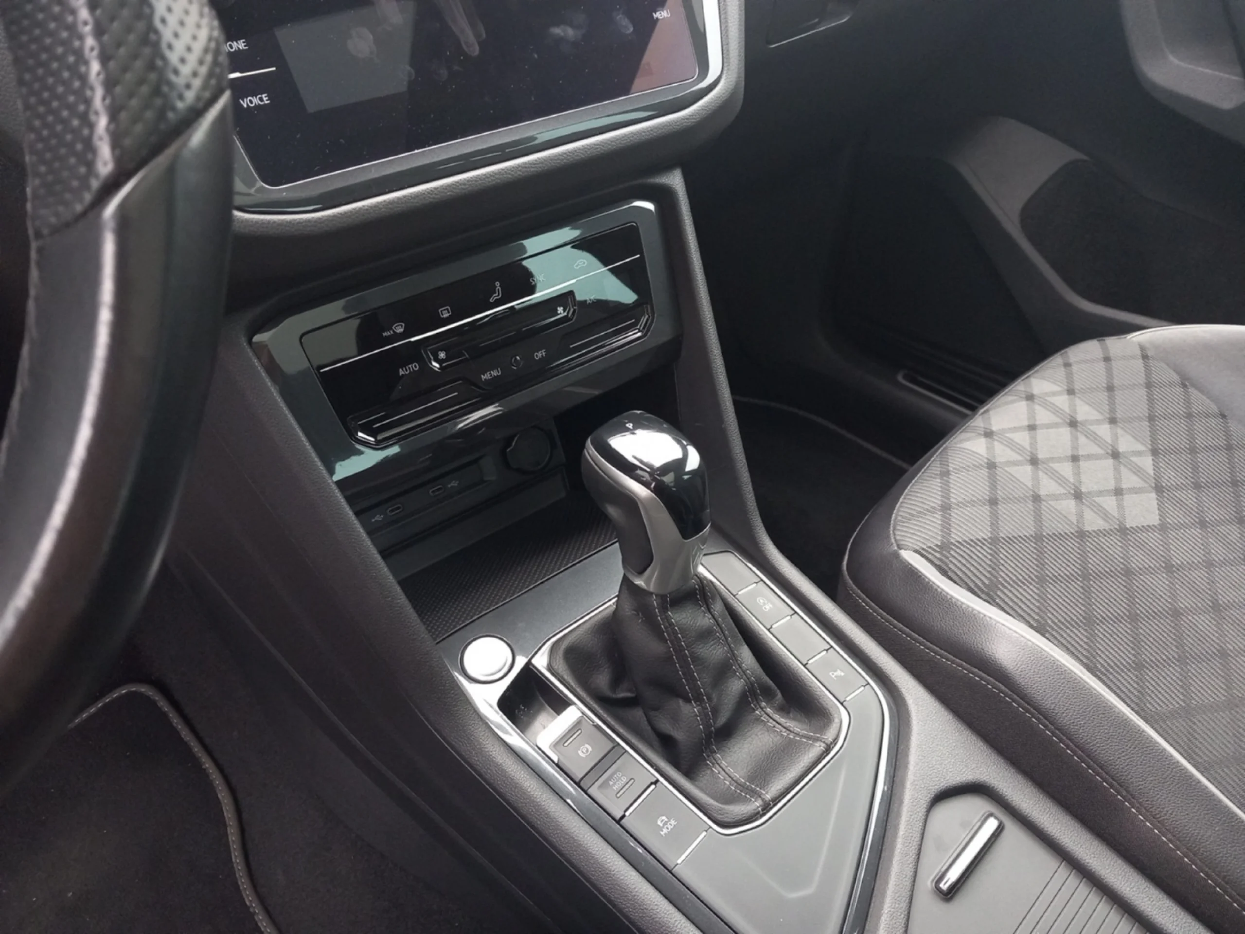 VOLKSWAGEN TIGUAN R LINE 2.0 TDI 110KW (150CV) DSG - Foto 14