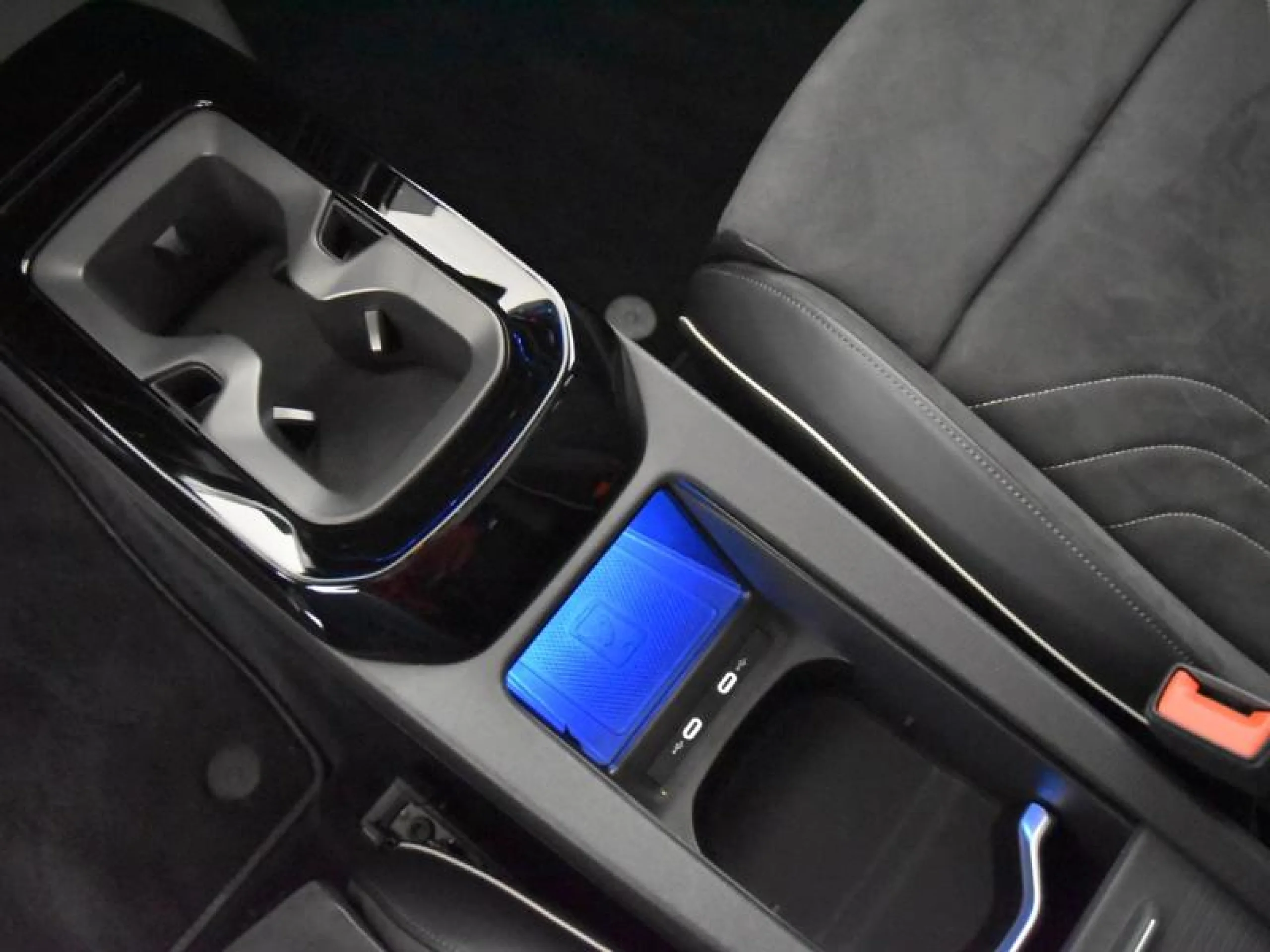 VOLKSWAGEN ID.4 PRO PERFORMANCE 150KW (204CV) AUTOMÁTICO - Foto 13