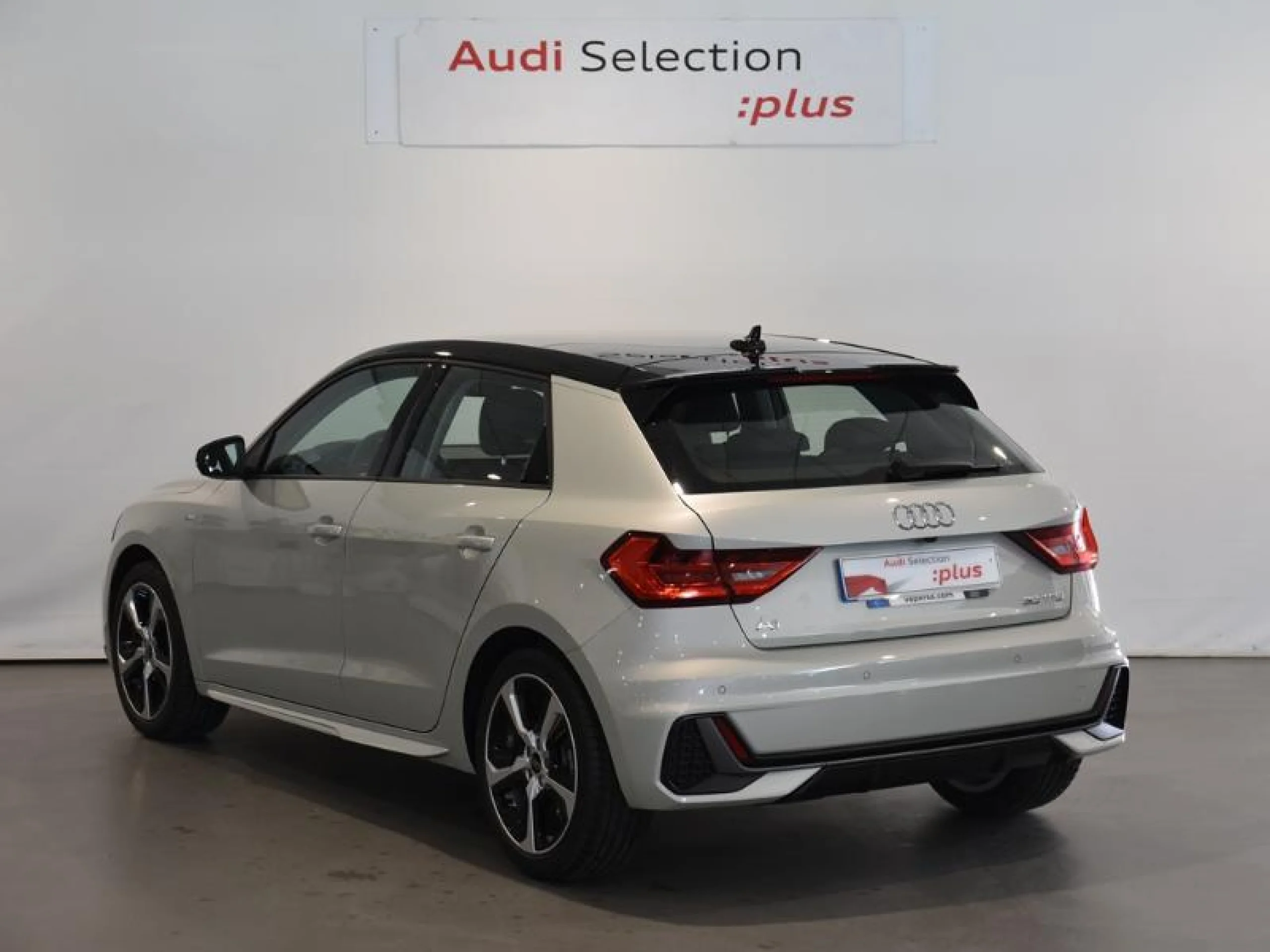 AUDI A1 SPORTBACK ADRENALIN 30 TFSI 85KW S TRON - Foto 2