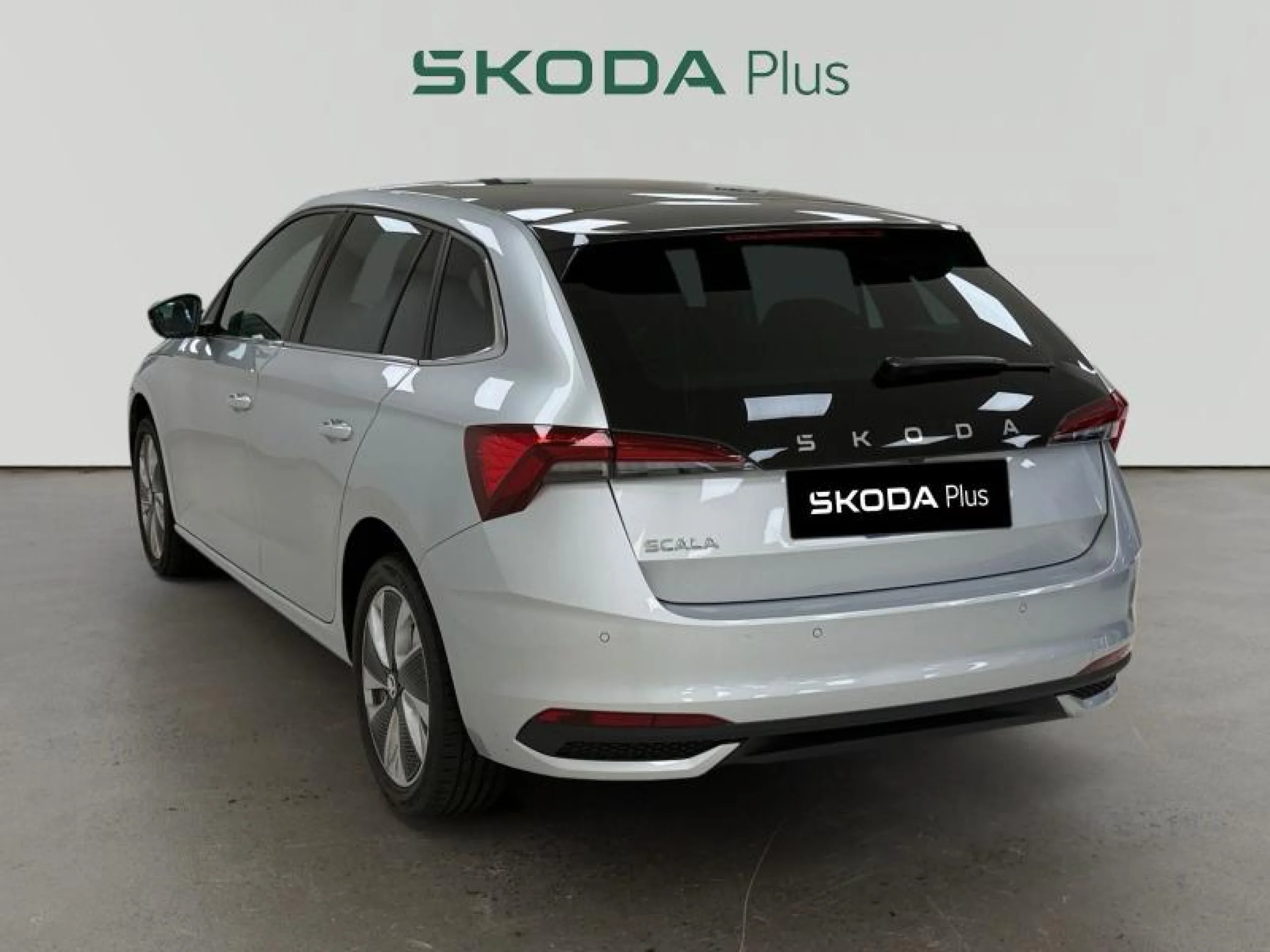 SKODA SCALA 1.0 TSI 85KW (115CV) DESIGN - Foto 2