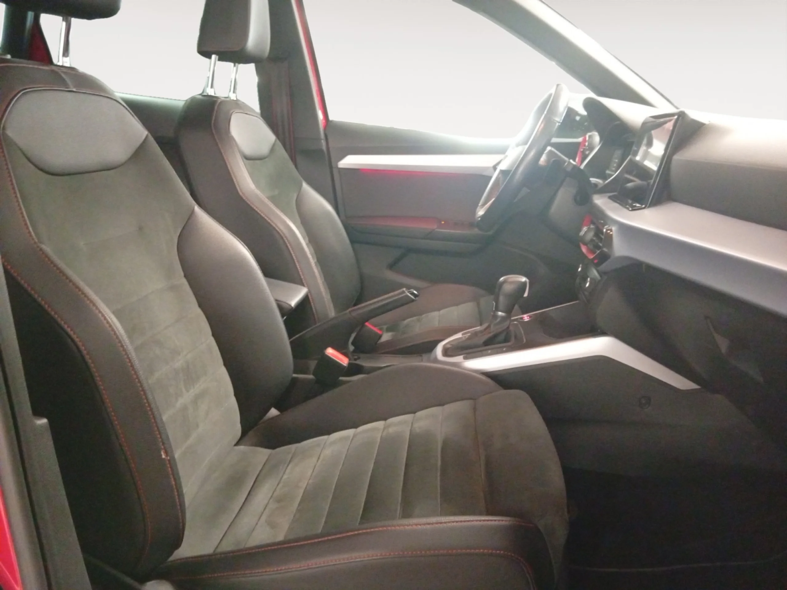 SEAT ARONA 1.0 TSI 81KW (110CV) DSG FR - Foto 5