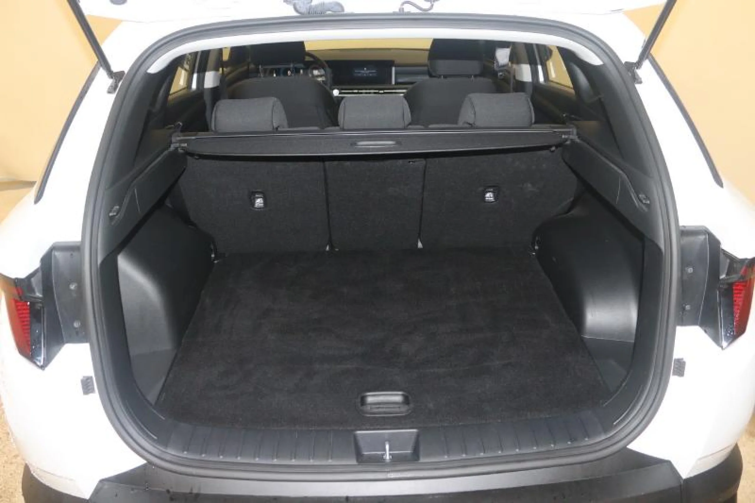 HYUNDAI TUCSON 1.6T 118KW (160CV) 48V MAXX - Foto 9