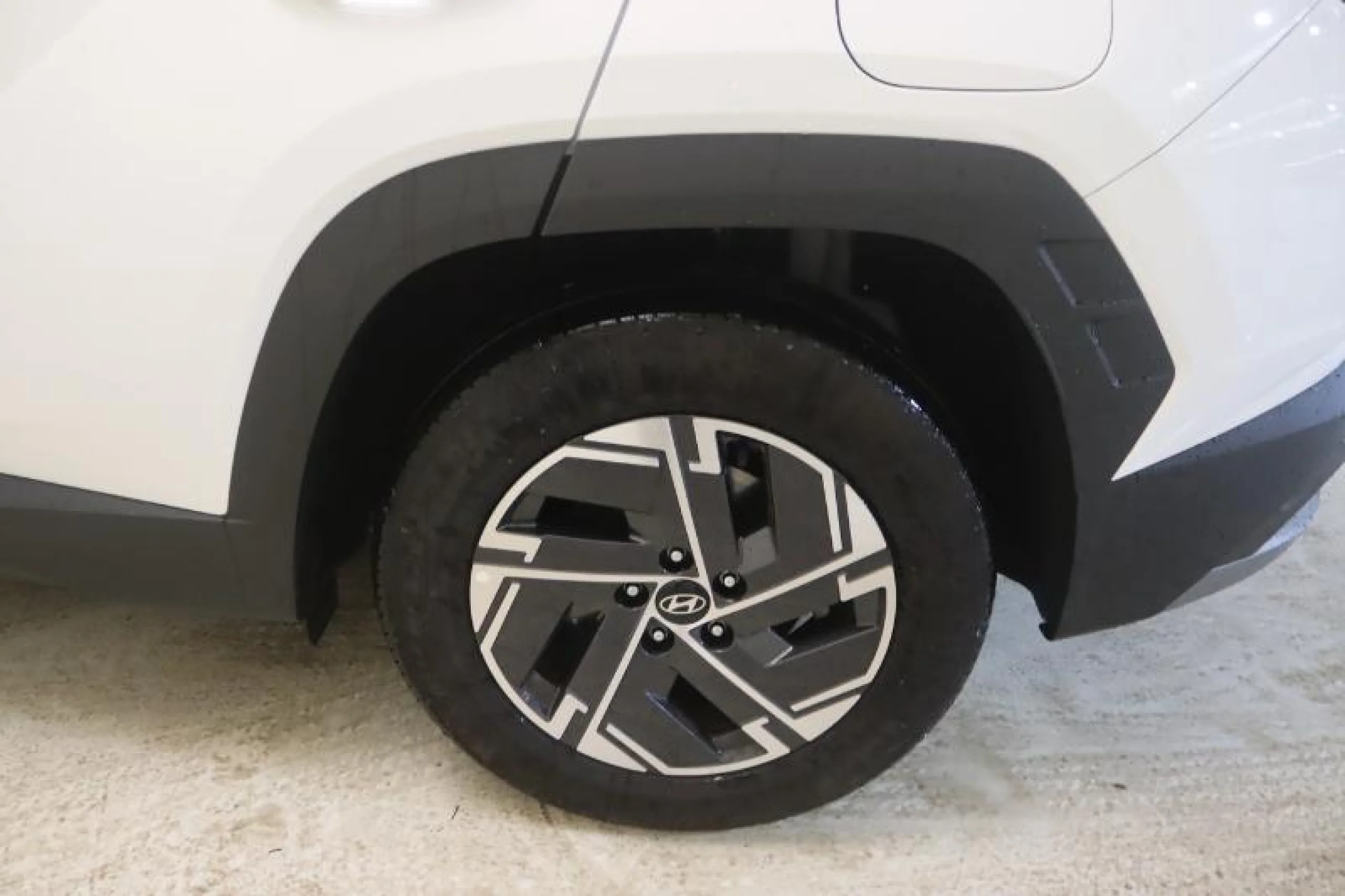 HYUNDAI TUCSON 1.6T 118KW (160CV) 48V MAXX - Foto 10