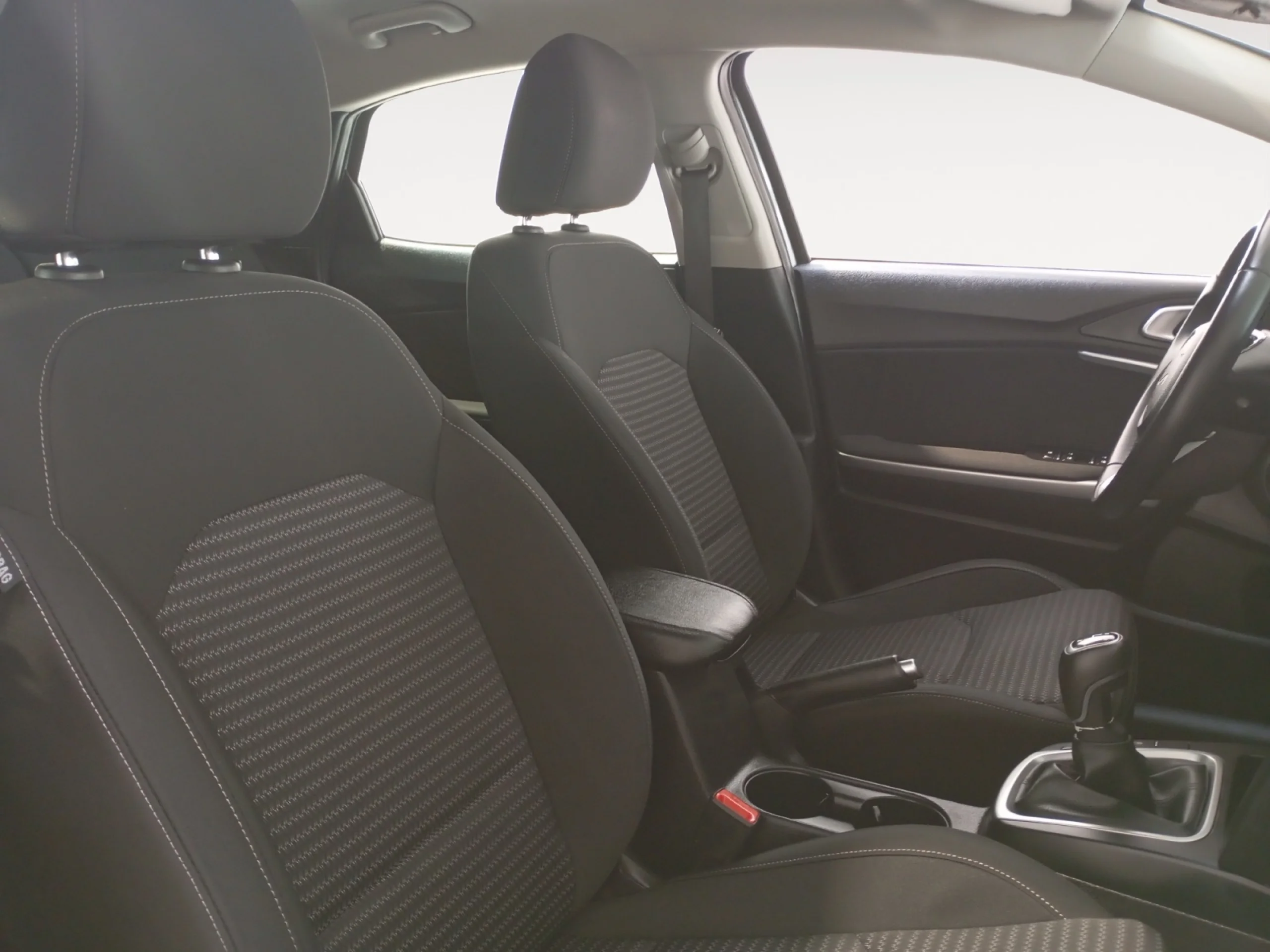 KIA XCEED 1.0 T GDI DRIVE 88KW (120CV) - Foto 5