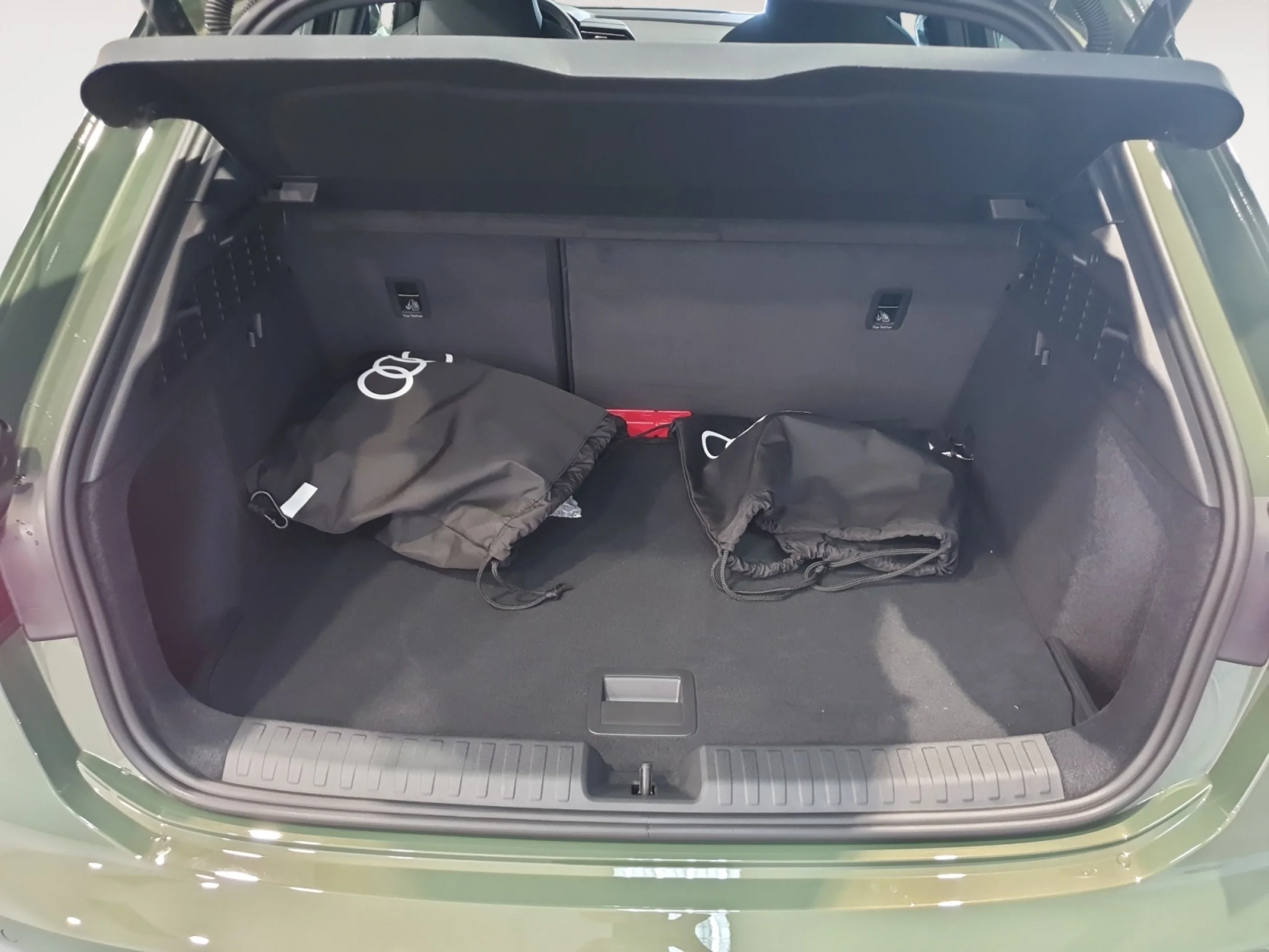 AUDI A3 SPORTBACK GENUINE 40 TFSI E 150KW S TRON - Foto 9