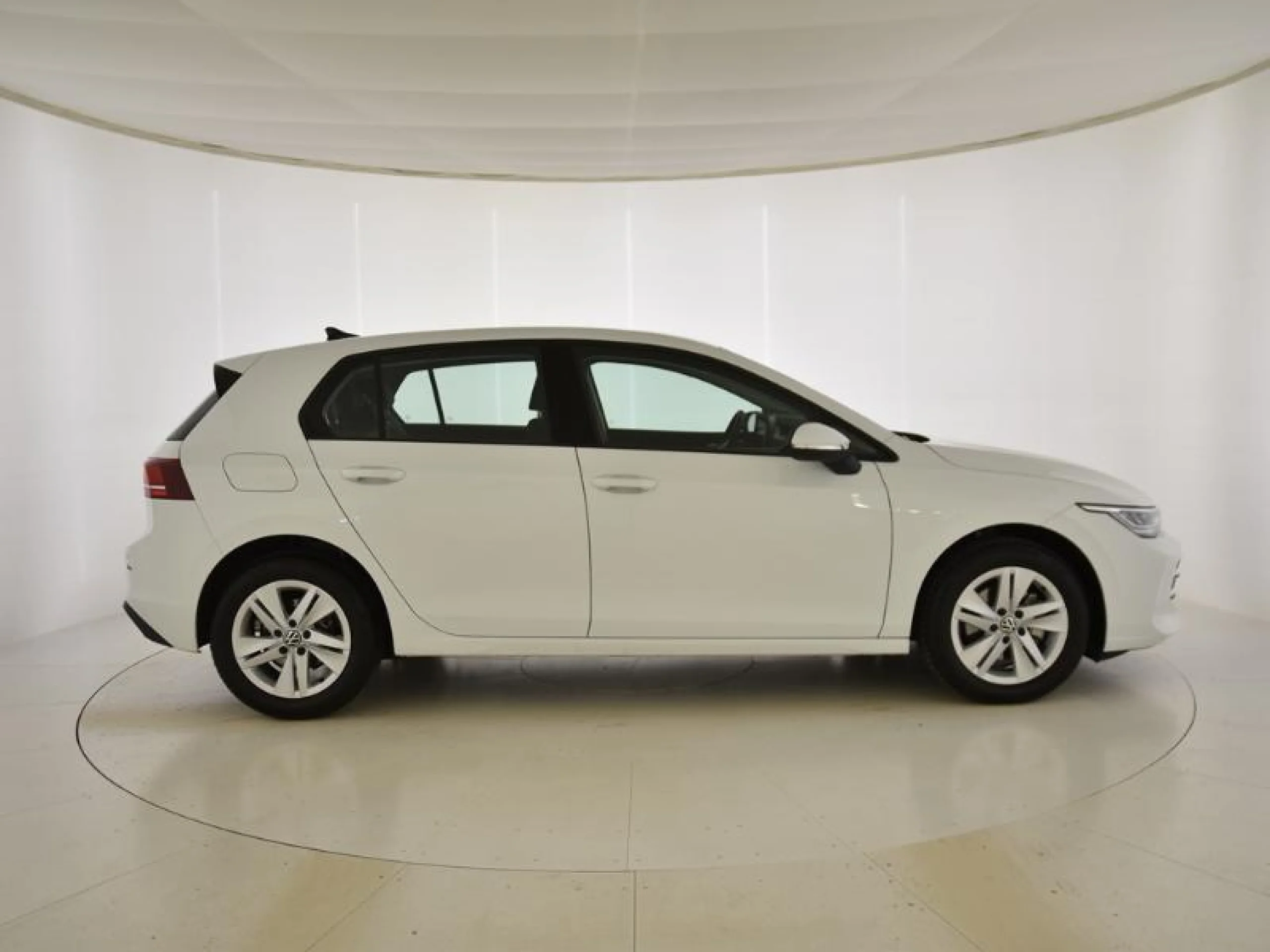 VOLKSWAGEN GOLF 1.5 TSI 85KW (115CV) - Foto 3