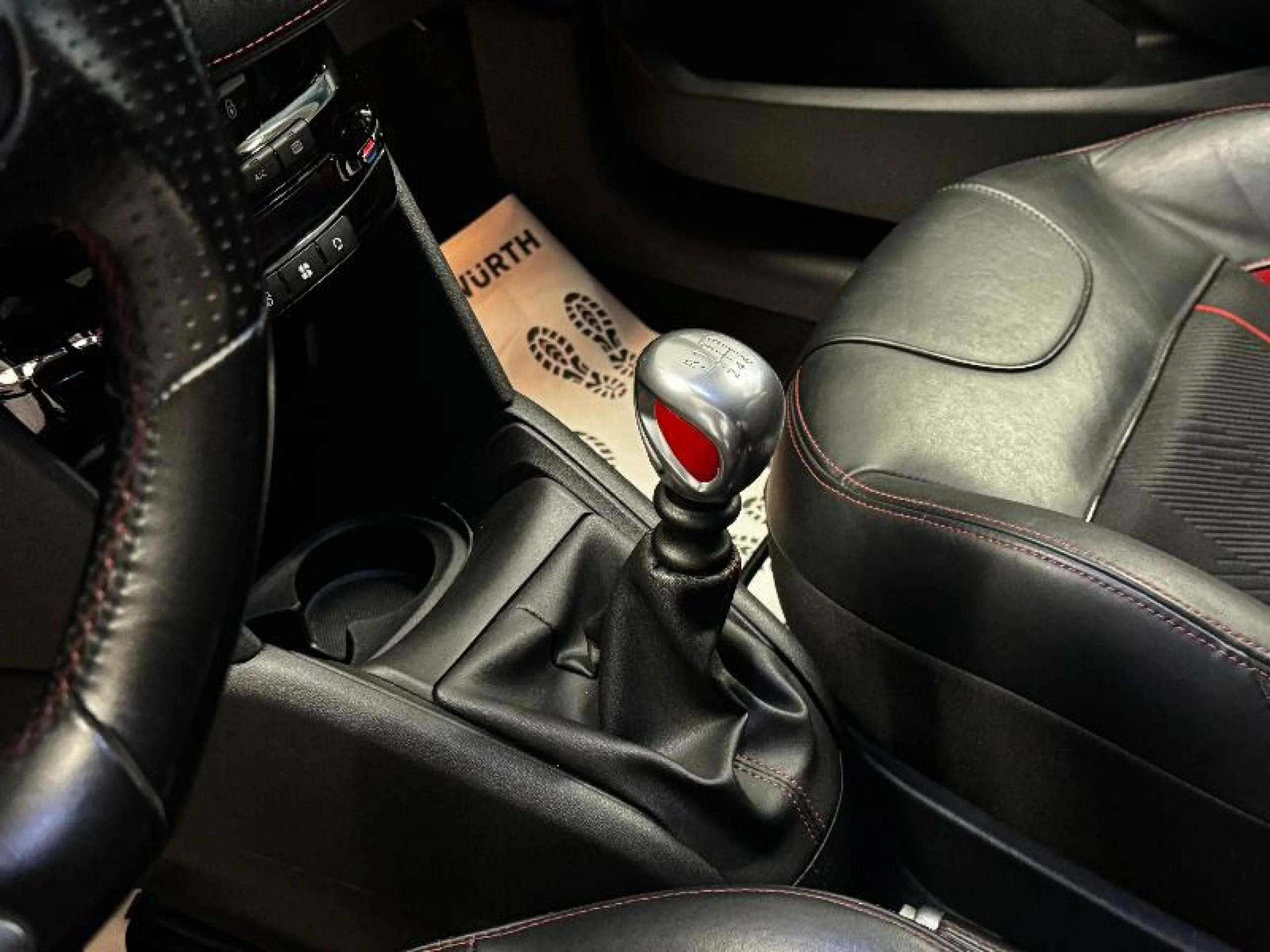 PEUGEOT 208 GTI - Foto 12
