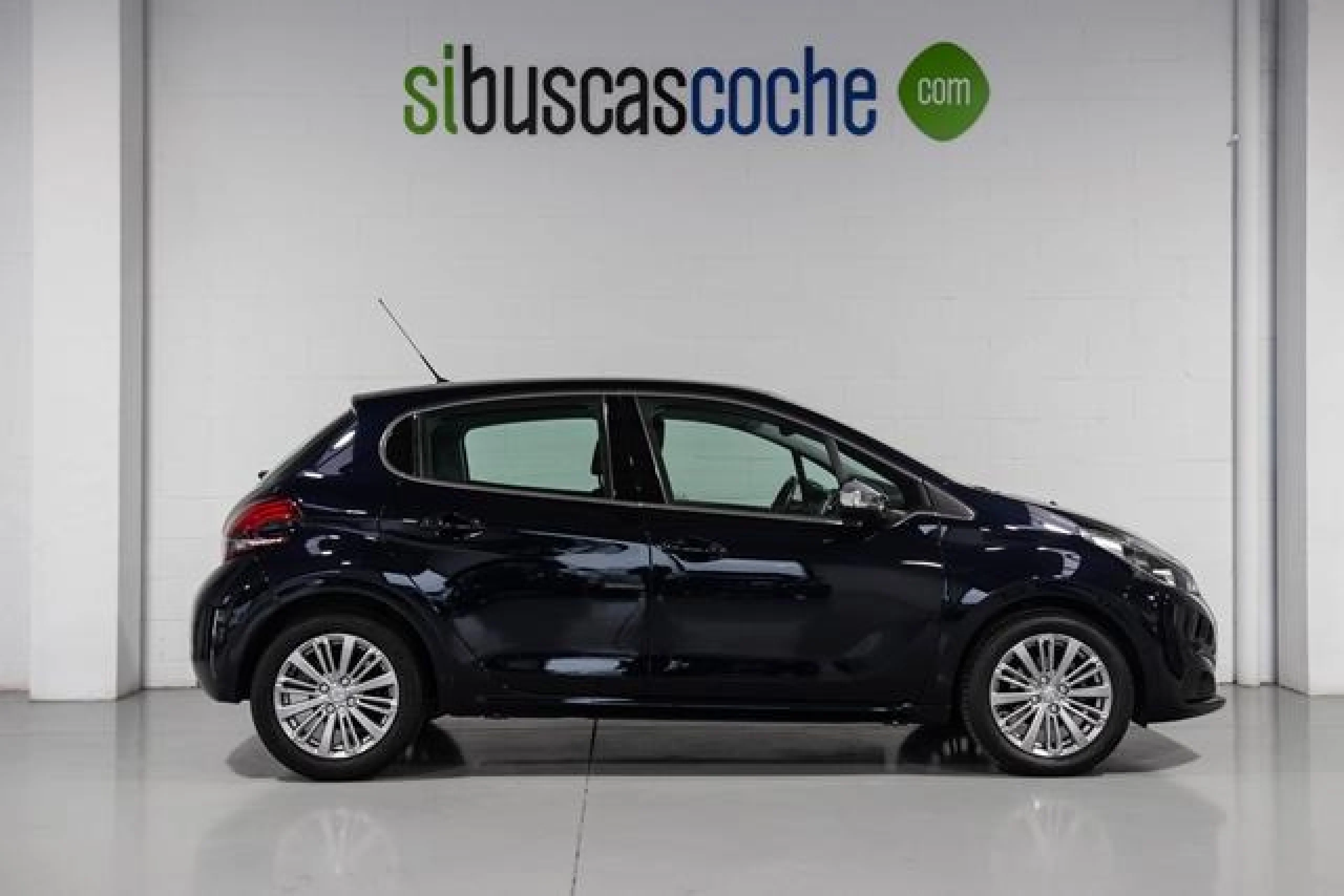 PEUGEOT 208 5P SIGNATURE 1.2L PURETECH 60KW (82CV) - Foto 3