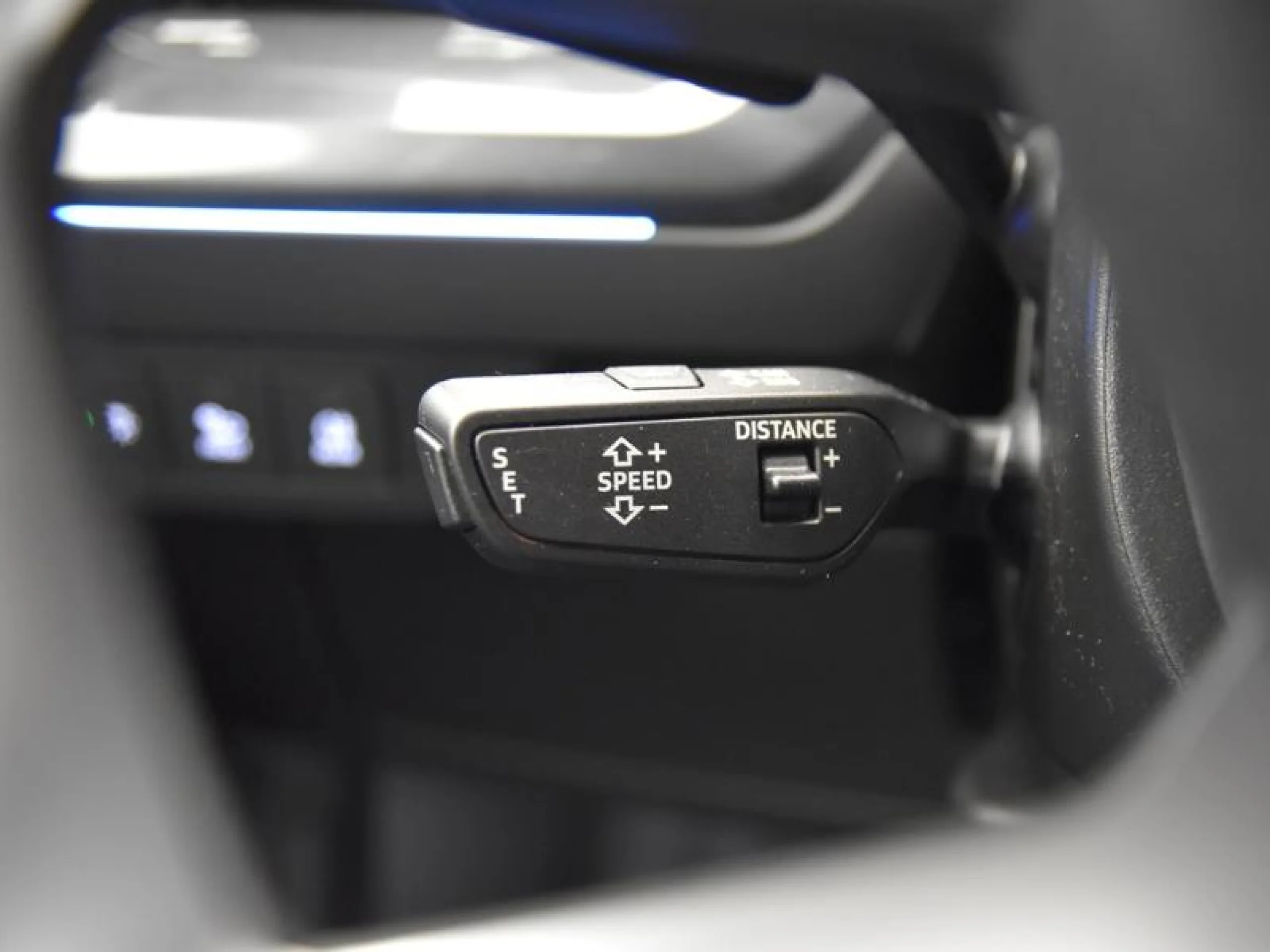 AUDI Q4 E TRON GENUINE EDITION 45 E TRON 210KW 82KWH - Foto 20