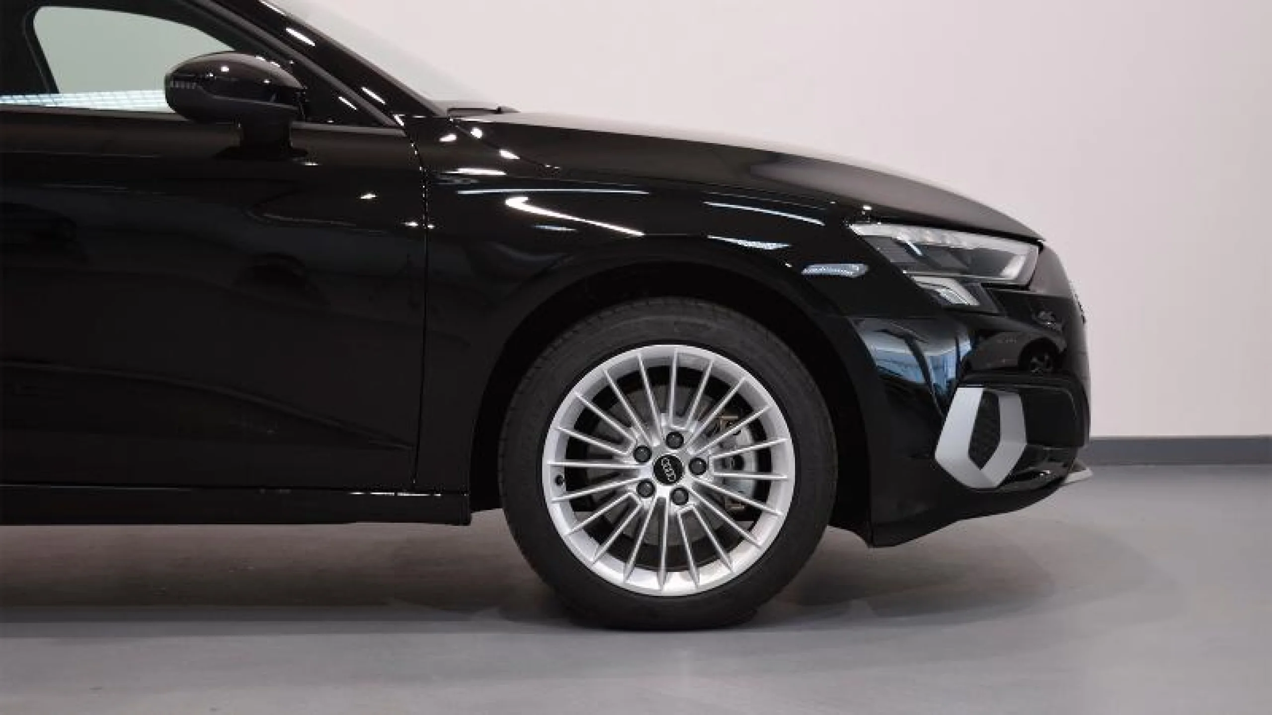 AUDI A3 SPORTBACK ADVANCED 40 TFSI E 150KW S TRO - Foto 8