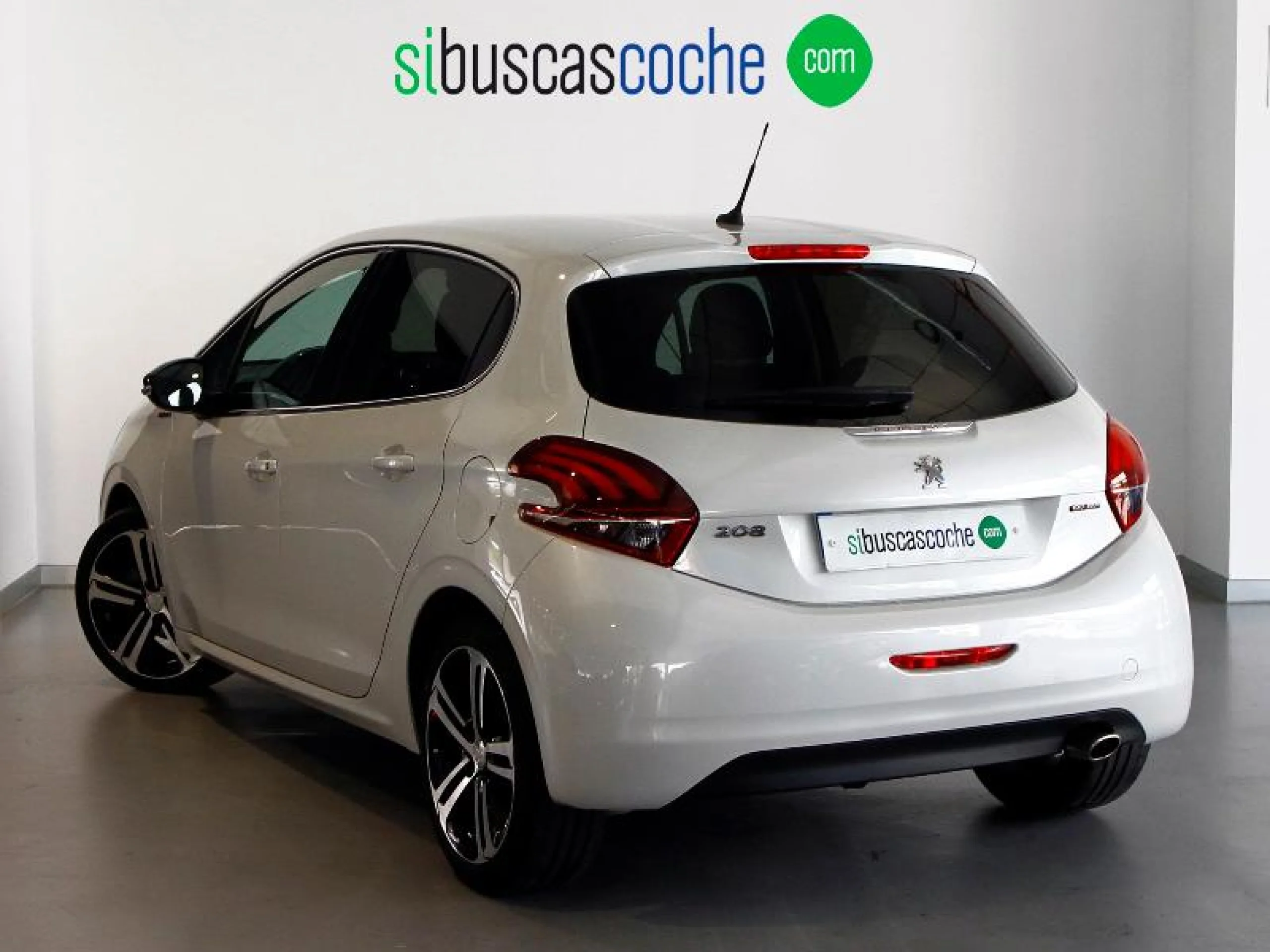 PEUGEOT 208 5P GT LINE 1.2L PT EAT6 81KW (110CV) S&S - Foto 2