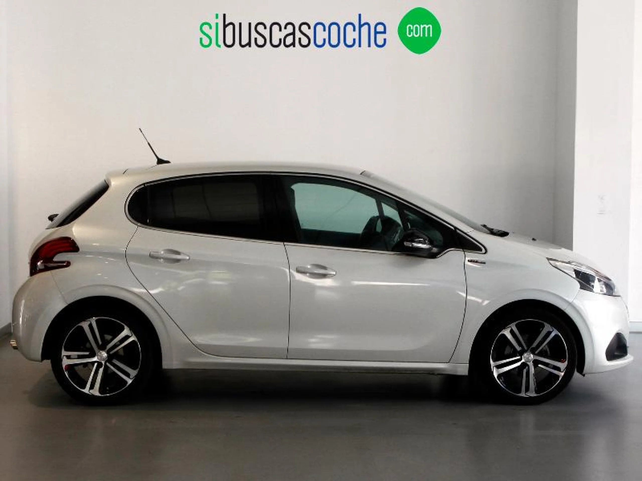 PEUGEOT 208 5P GT LINE 1.2L PT EAT6 81KW (110CV) S&S - Foto 3