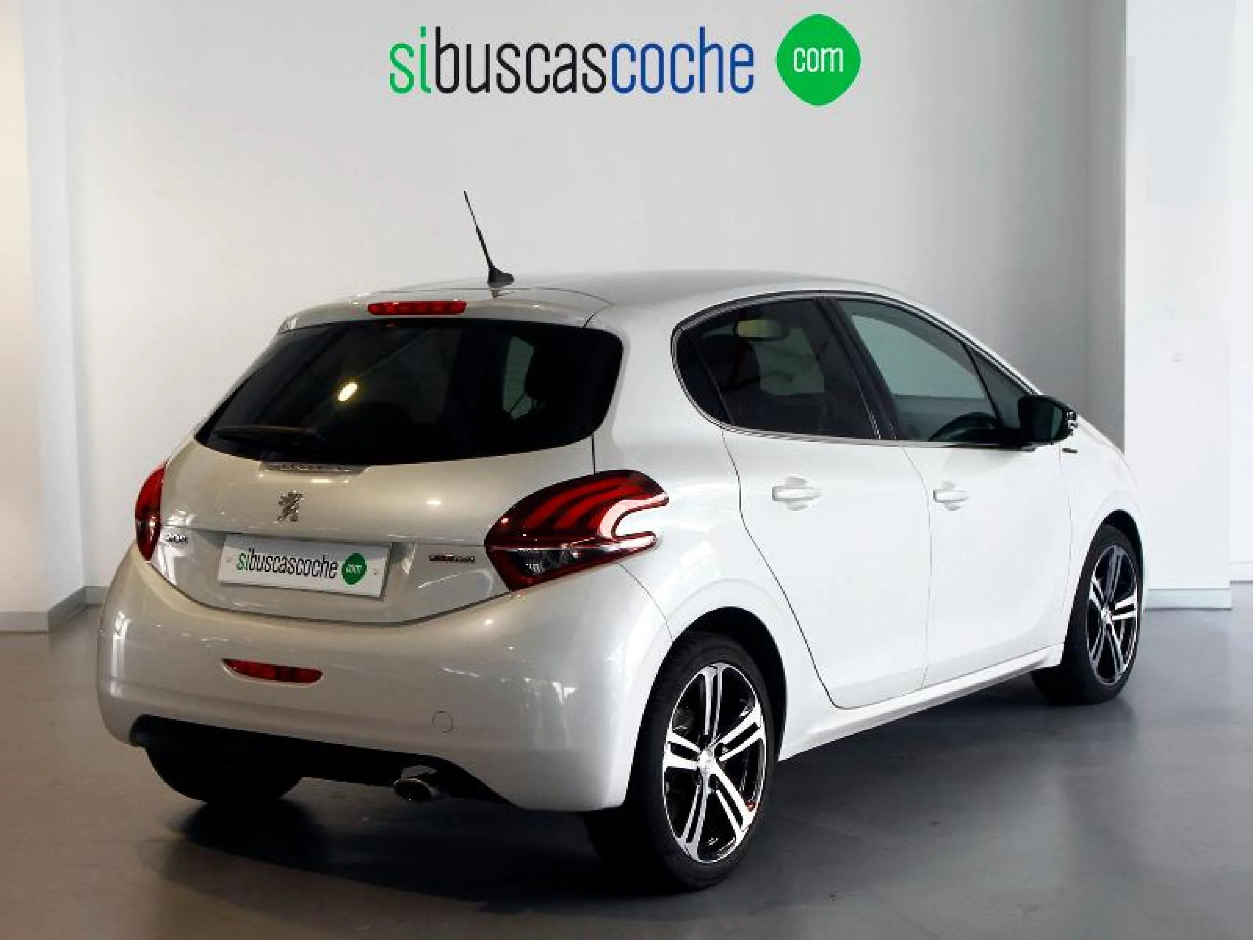 PEUGEOT 208 5P GT LINE 1.2L PT EAT6 81KW (110CV) S&S - Foto 19