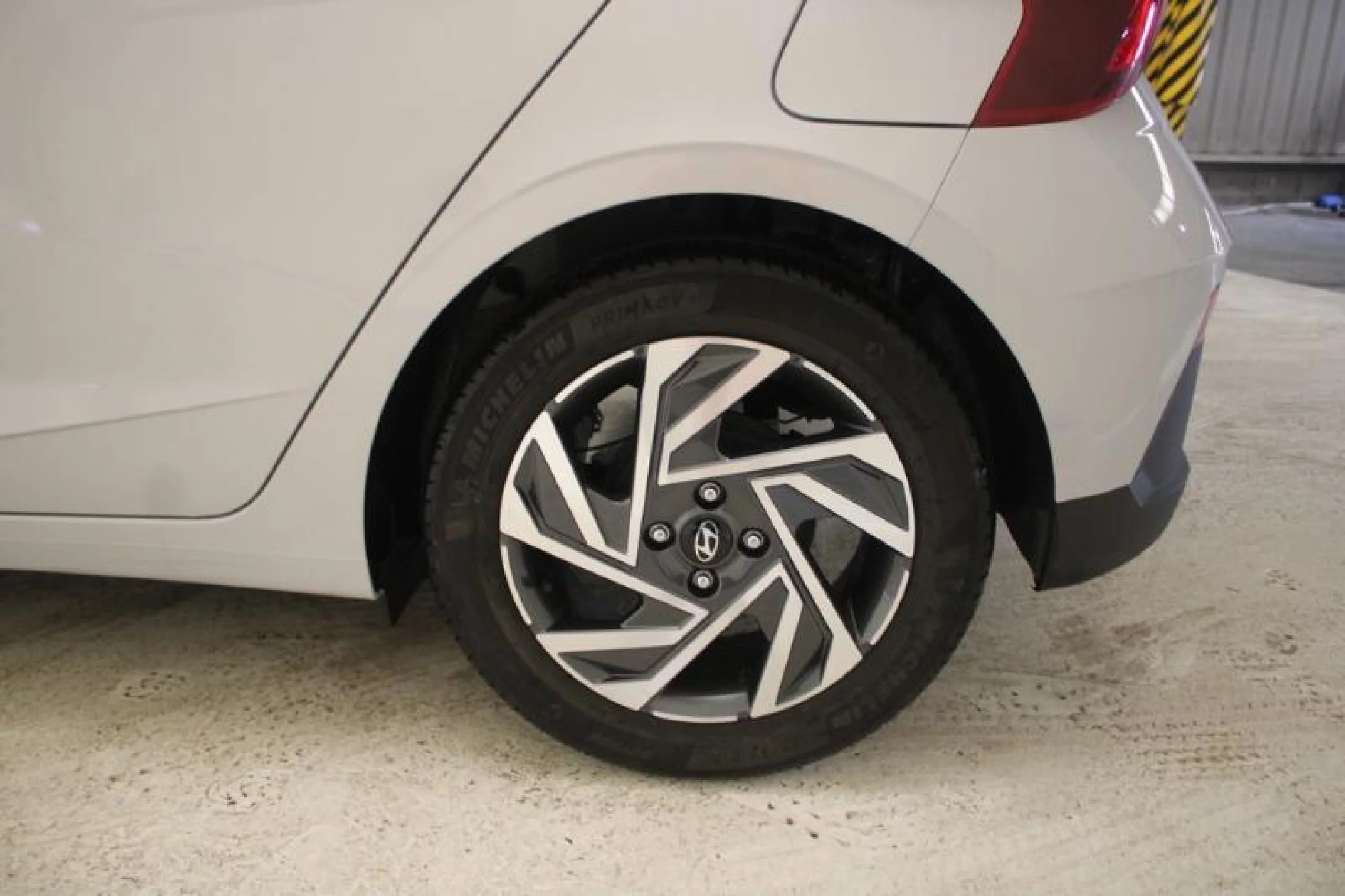 HYUNDAI I20 1.0 TGDI KLASS - Foto 6
