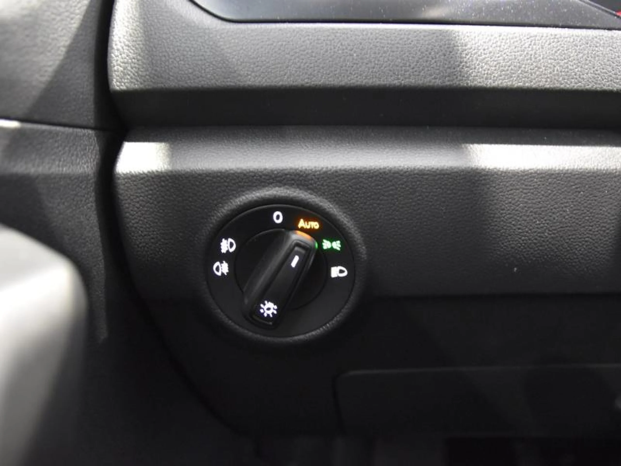 VOLKSWAGEN T ROC EDITION 1.0 TSI 85KW (115CV) - Foto 16