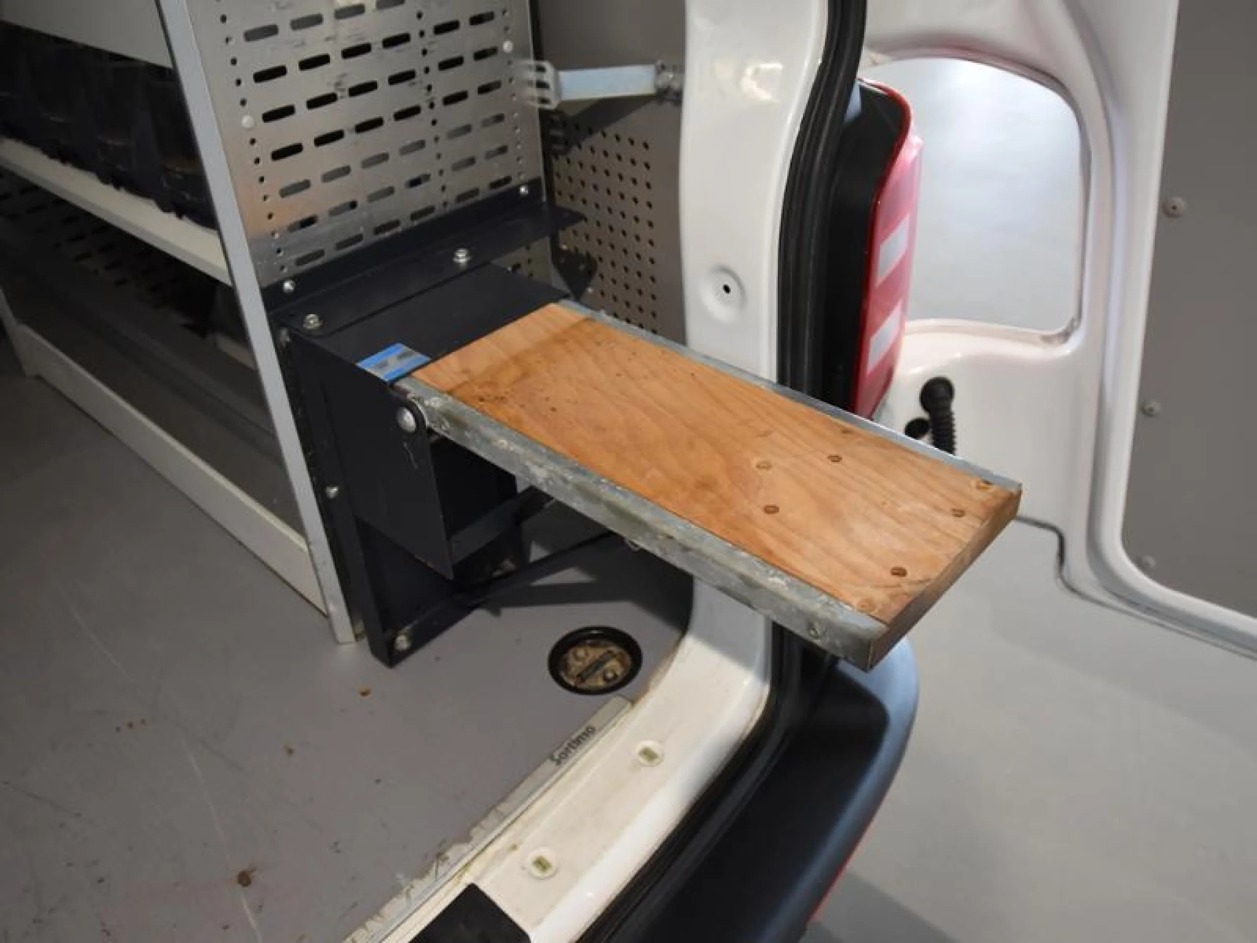 VOLKSWAGEN TRANSPORTER FURGON 2.0 TDI SCR BMT 110 KW - Foto 10