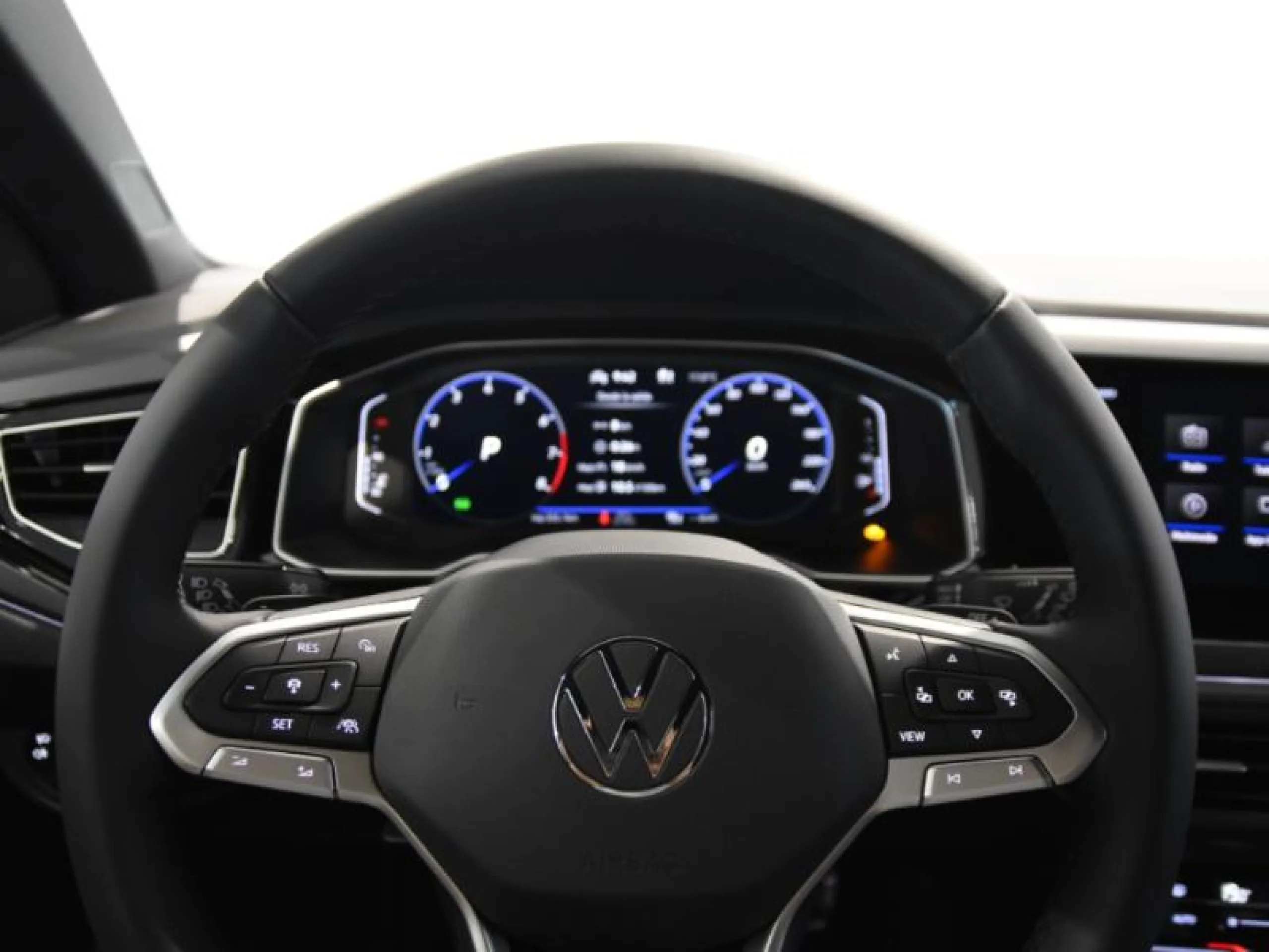 VOLKSWAGEN TAIGO R LINE 1.0 TSI 81KW (110CV) DSG - Foto 14