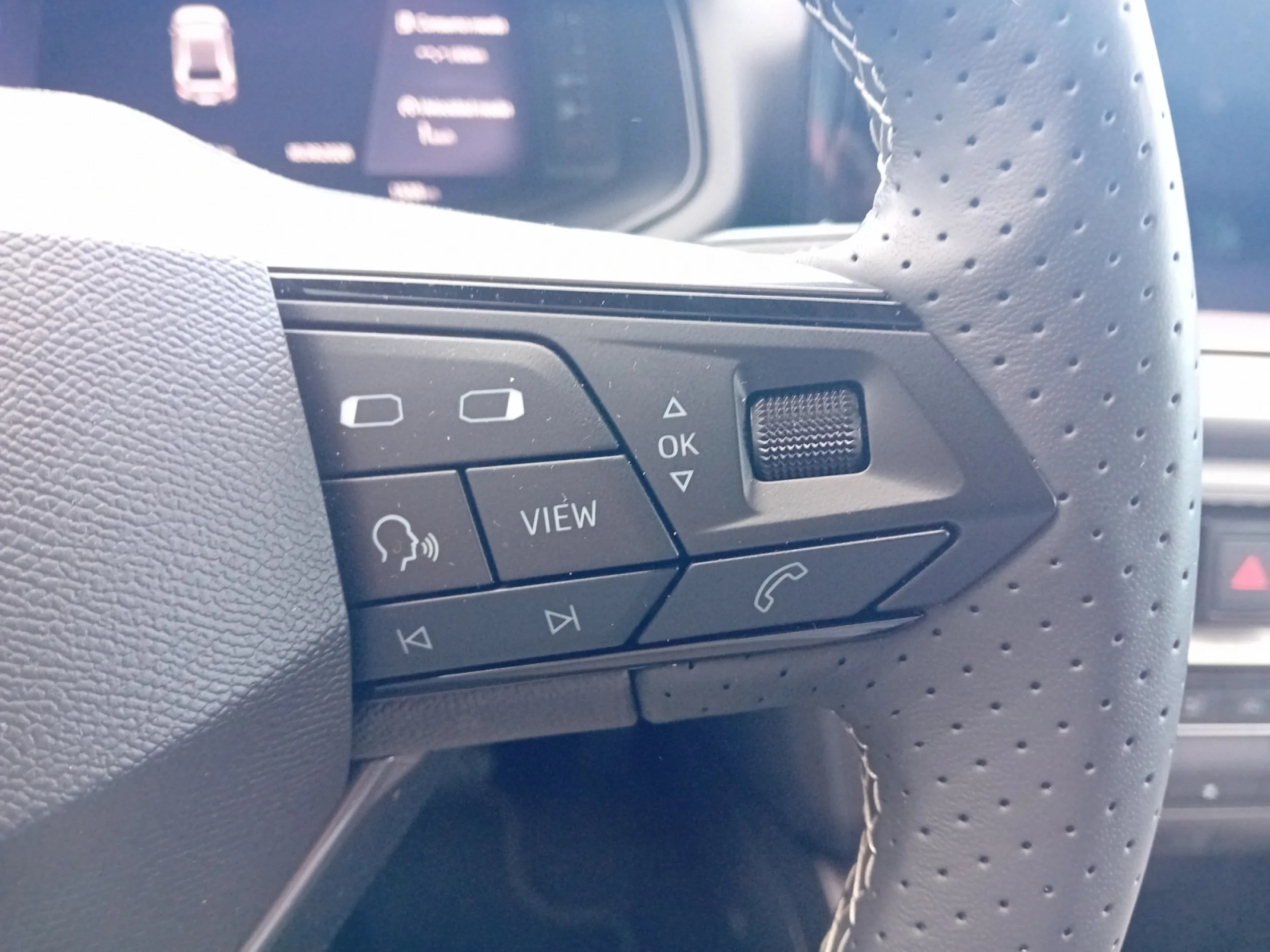SEAT IBIZA 1.0 TSI 85KW (115CV) START&STOP FR+ - Foto 10