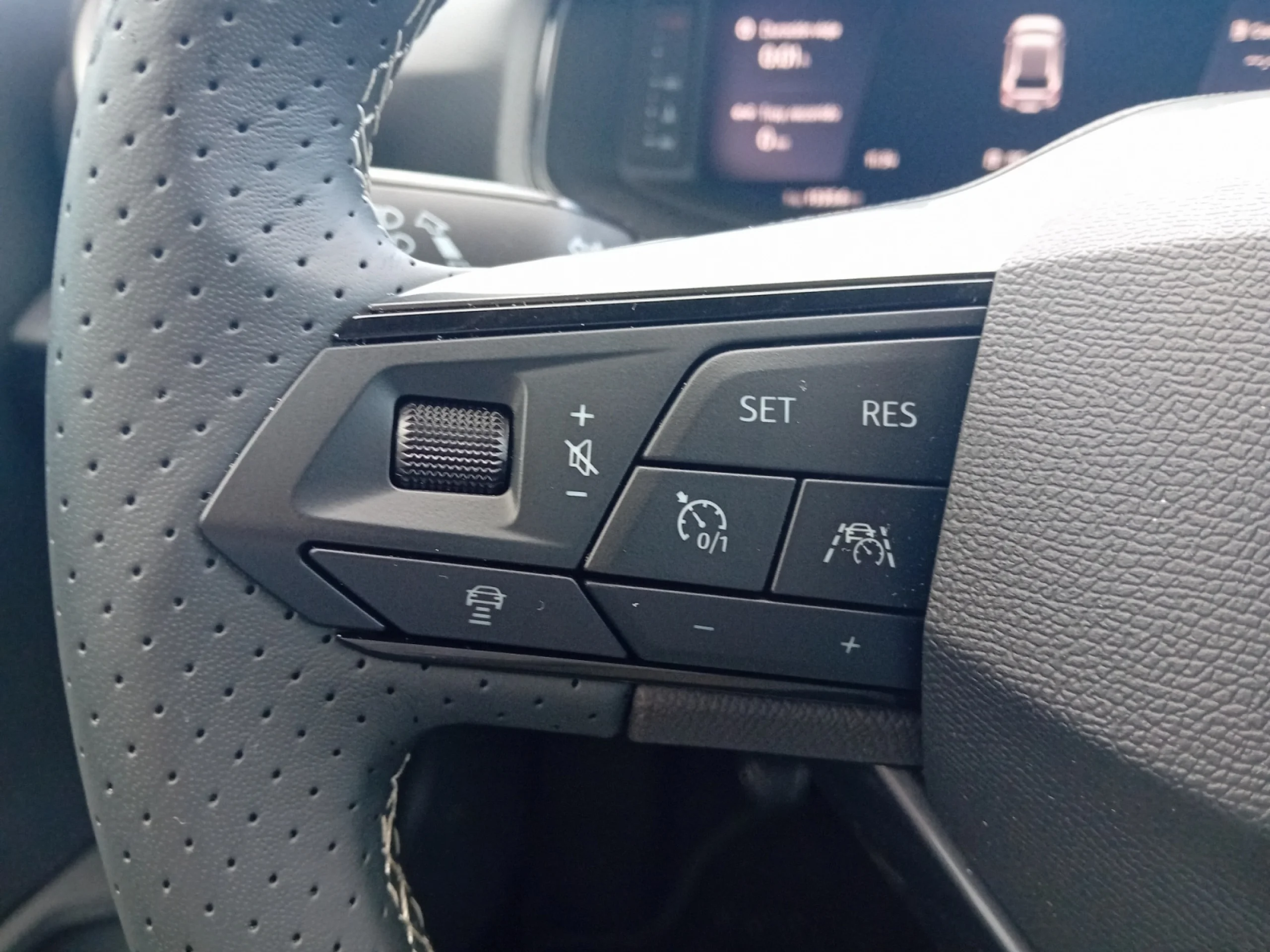 SEAT IBIZA 1.0 TSI 85KW (115CV) START&STOP FR+ - Foto 11