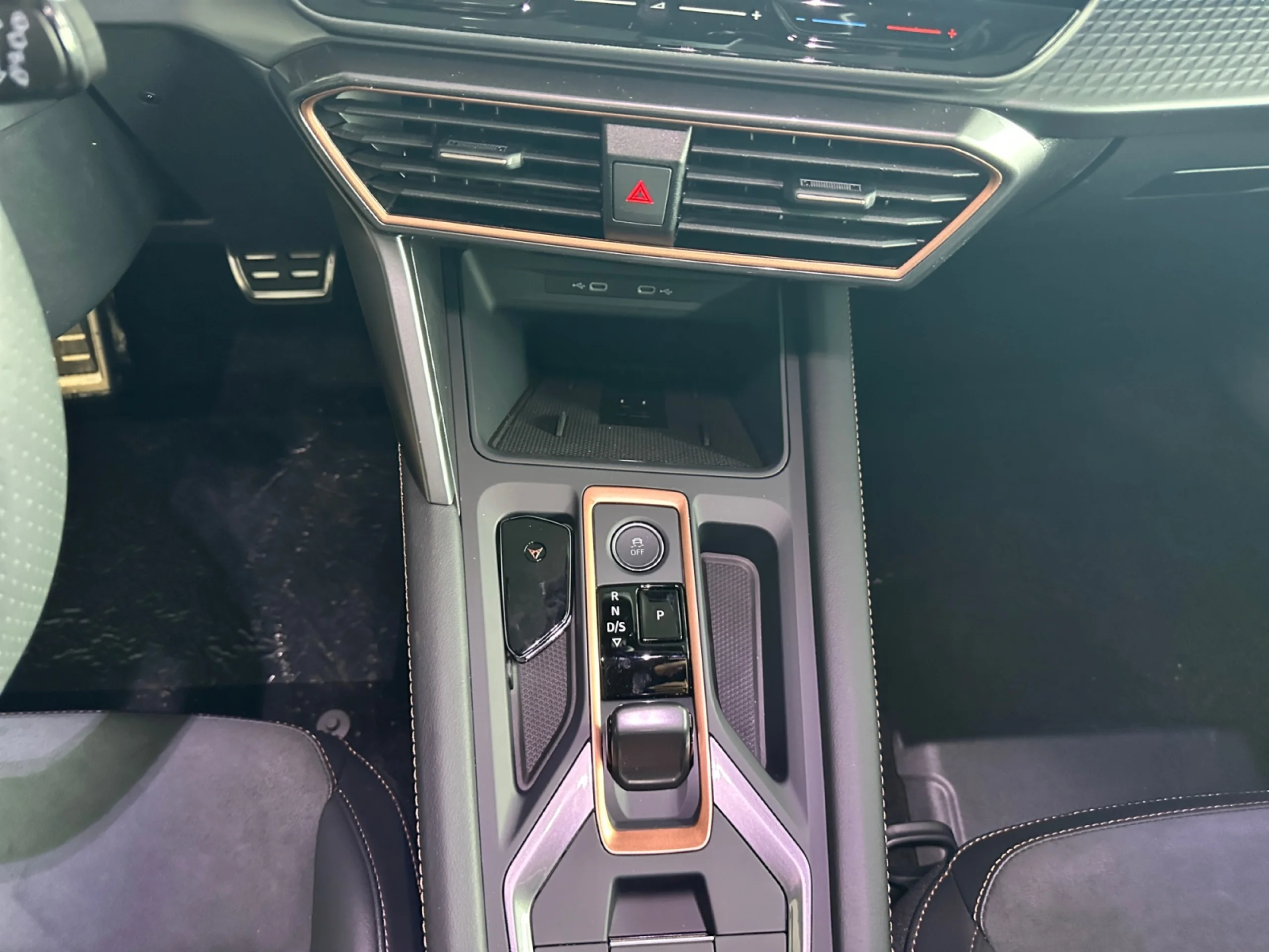 CUPRA FORMENTOR 1.5 ETSI 110KW(150 CV) DSG BEYOND MY26.6 - Foto 10