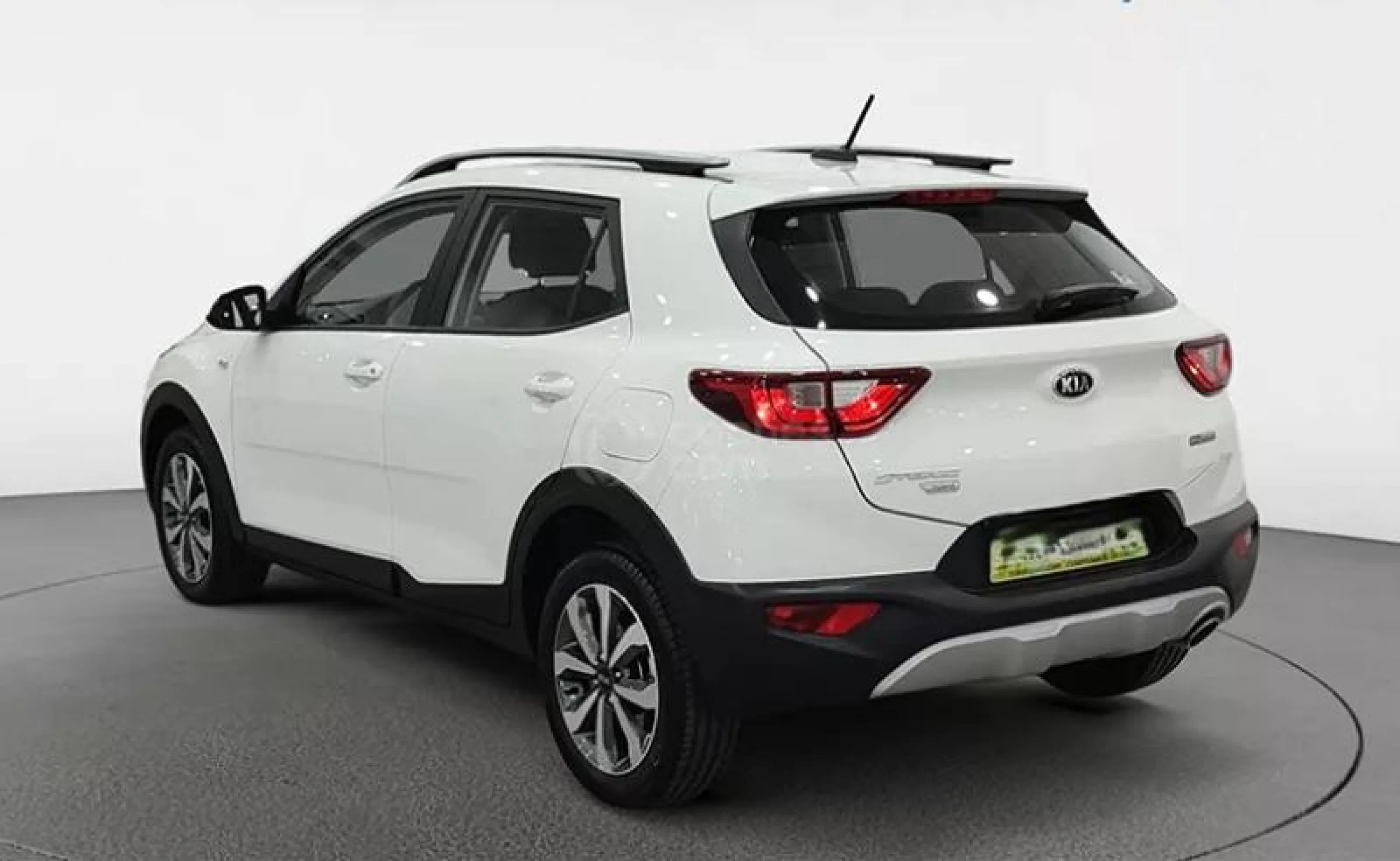KIA STONIC 1.0 T GDI 74KW (100CV) MHEV IMT CONCEPT - Foto 2