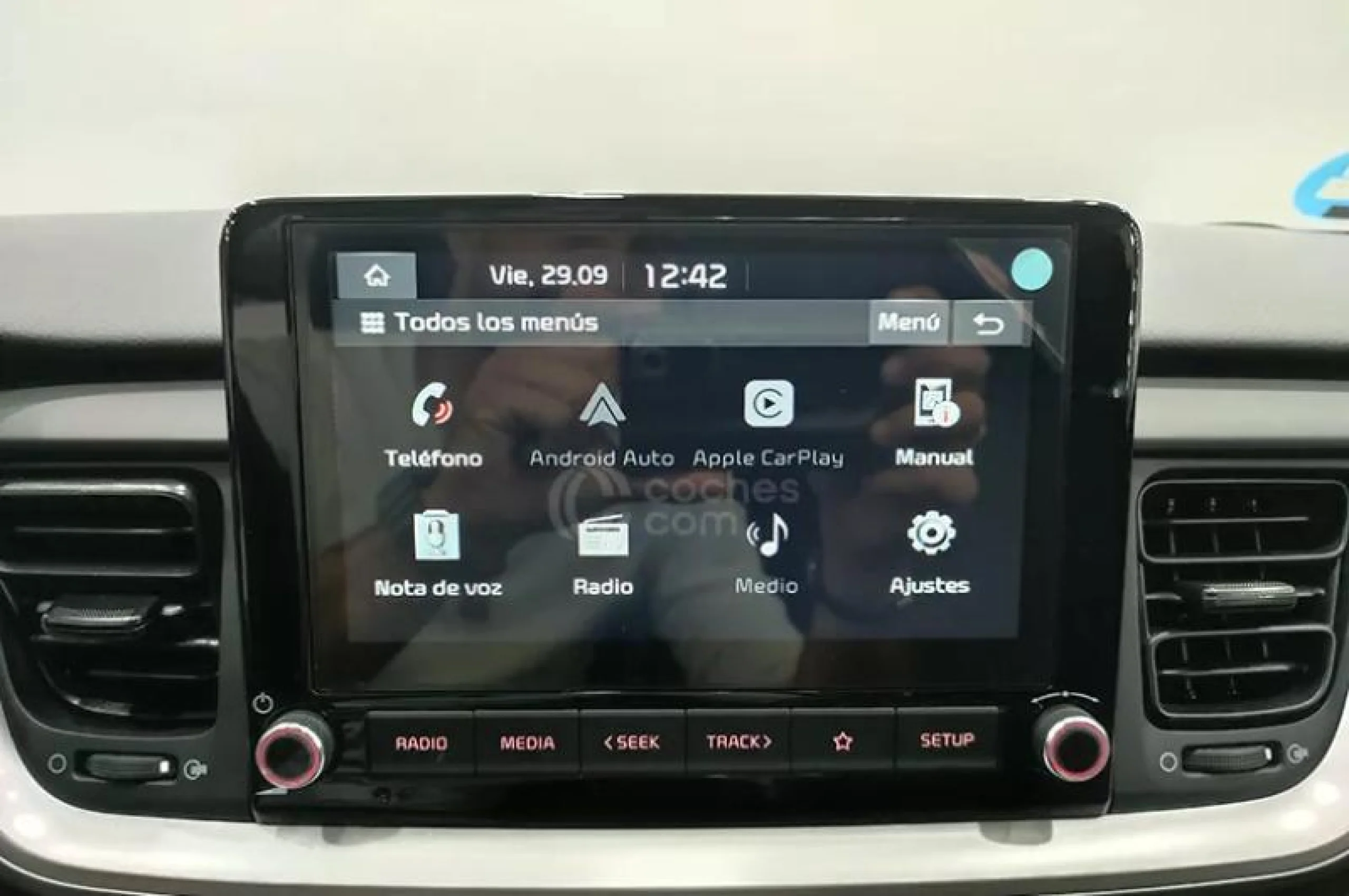 KIA STONIC 1.0 T GDI 74KW (100CV) MHEV IMT CONCEPT - Foto 3