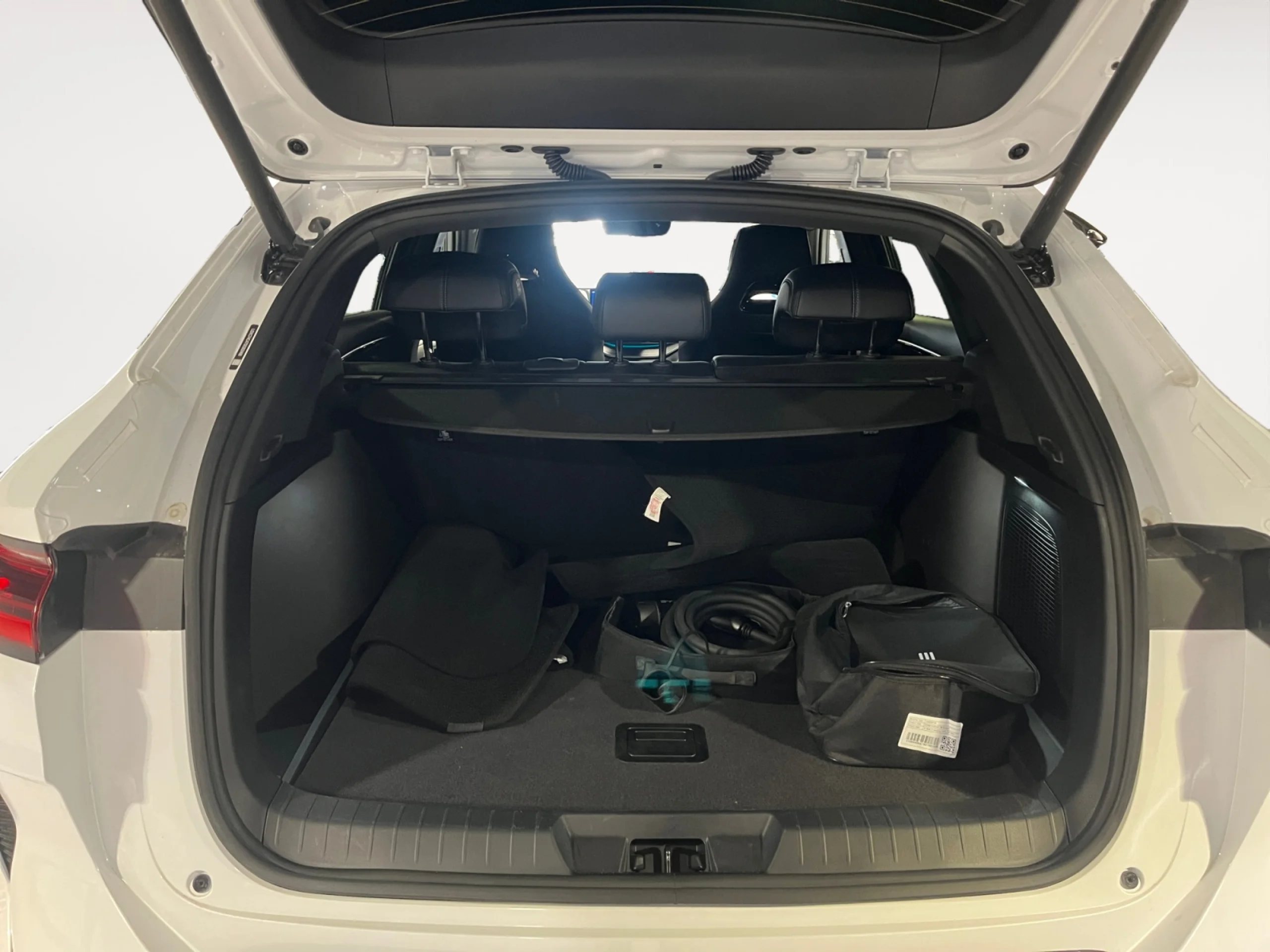 BYD SEAL U 1.5 DM I COMFORT - Foto 8