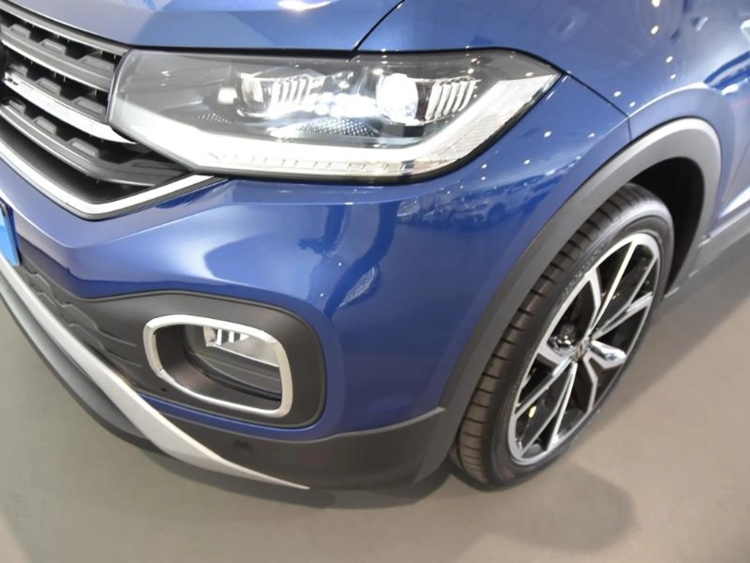 VOLKSWAGEN T CROSS SPORT 1.0 TSI 81KW (110CV) DSG - Foto 17