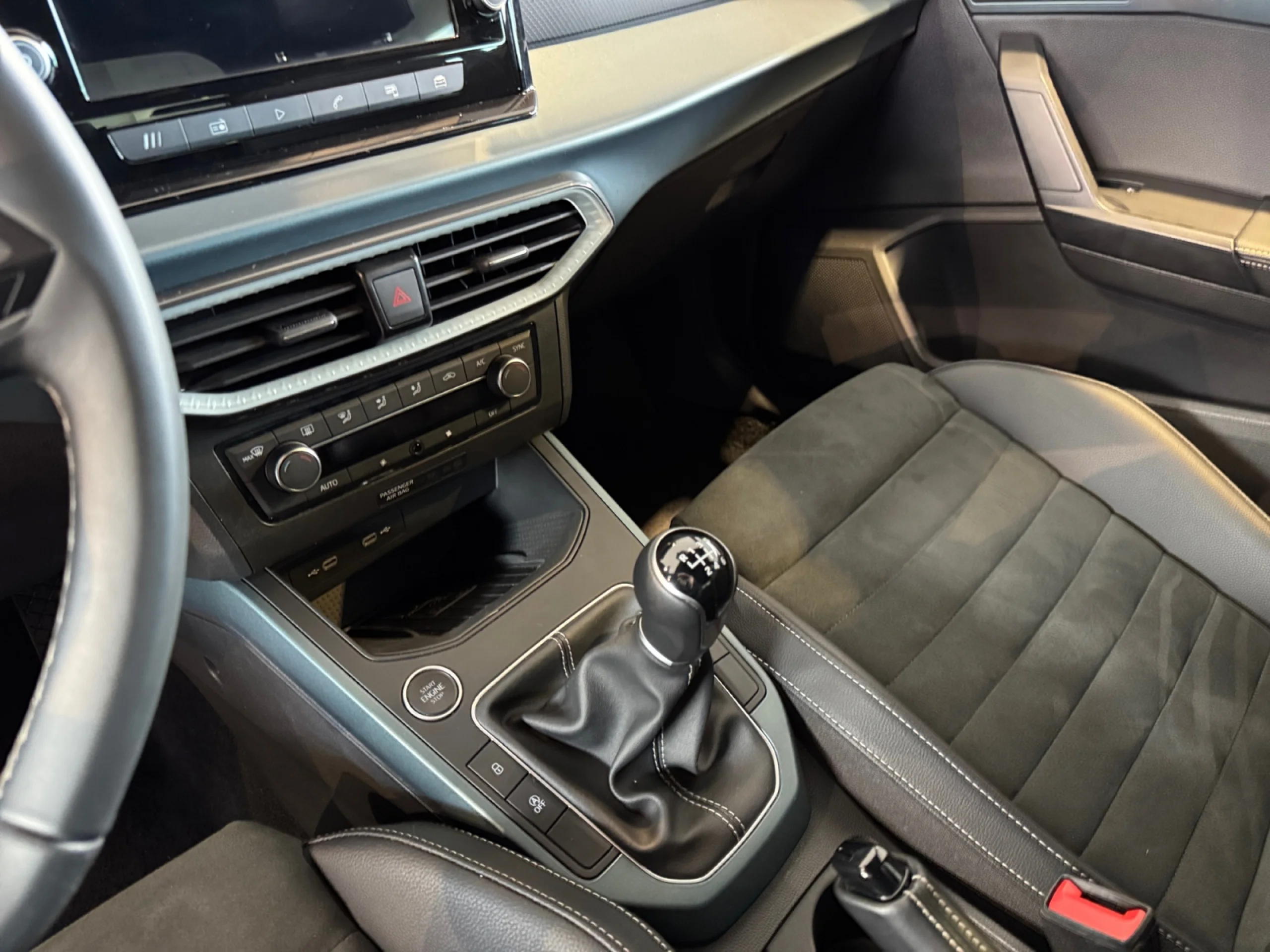 SEAT ARONA 1.0 TSI 85KW (115CV) XPERIENCE - Foto 10