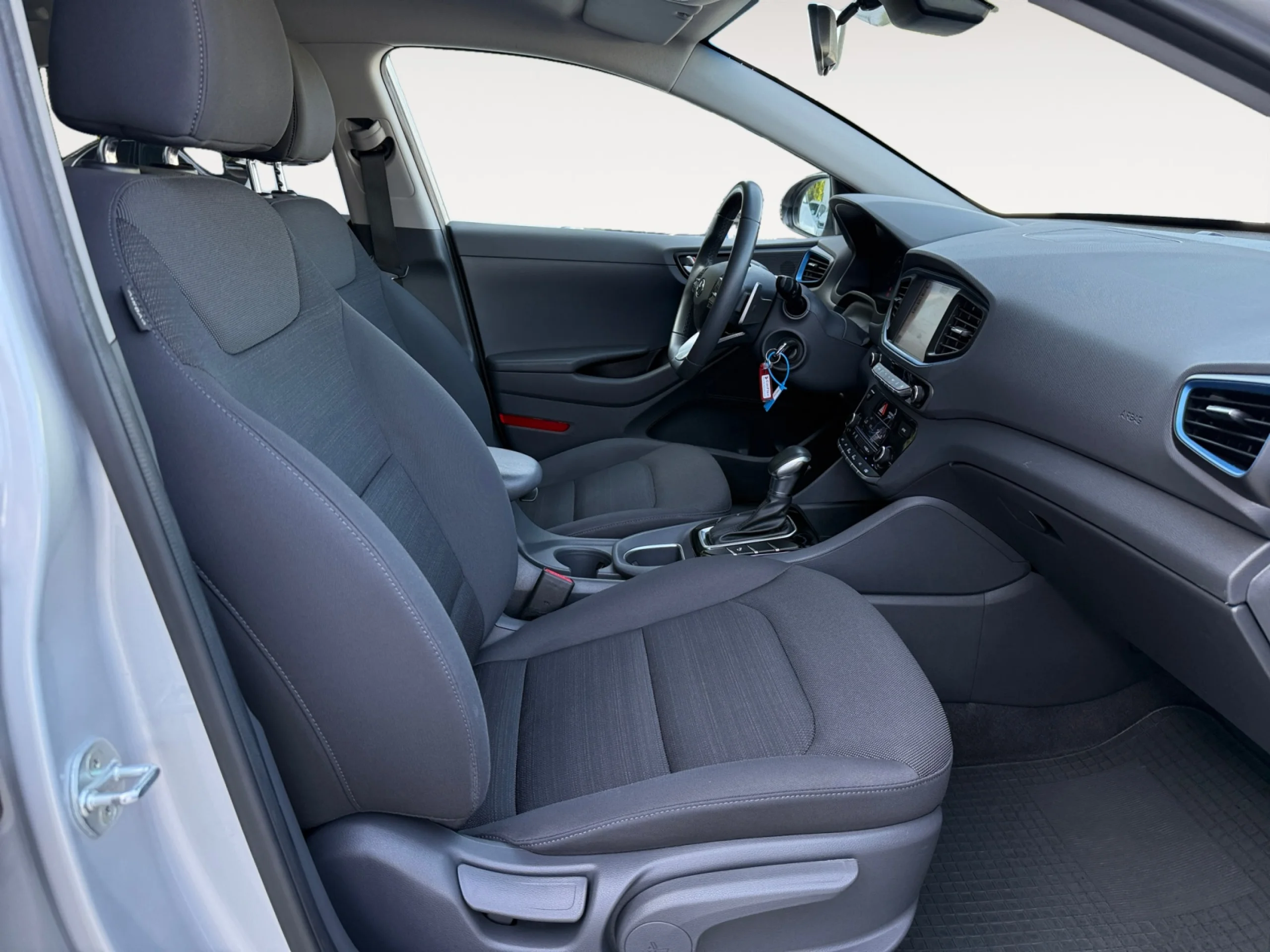 HYUNDAI IONIQ 1.6 GDI HEV KLASS DT - Foto 5