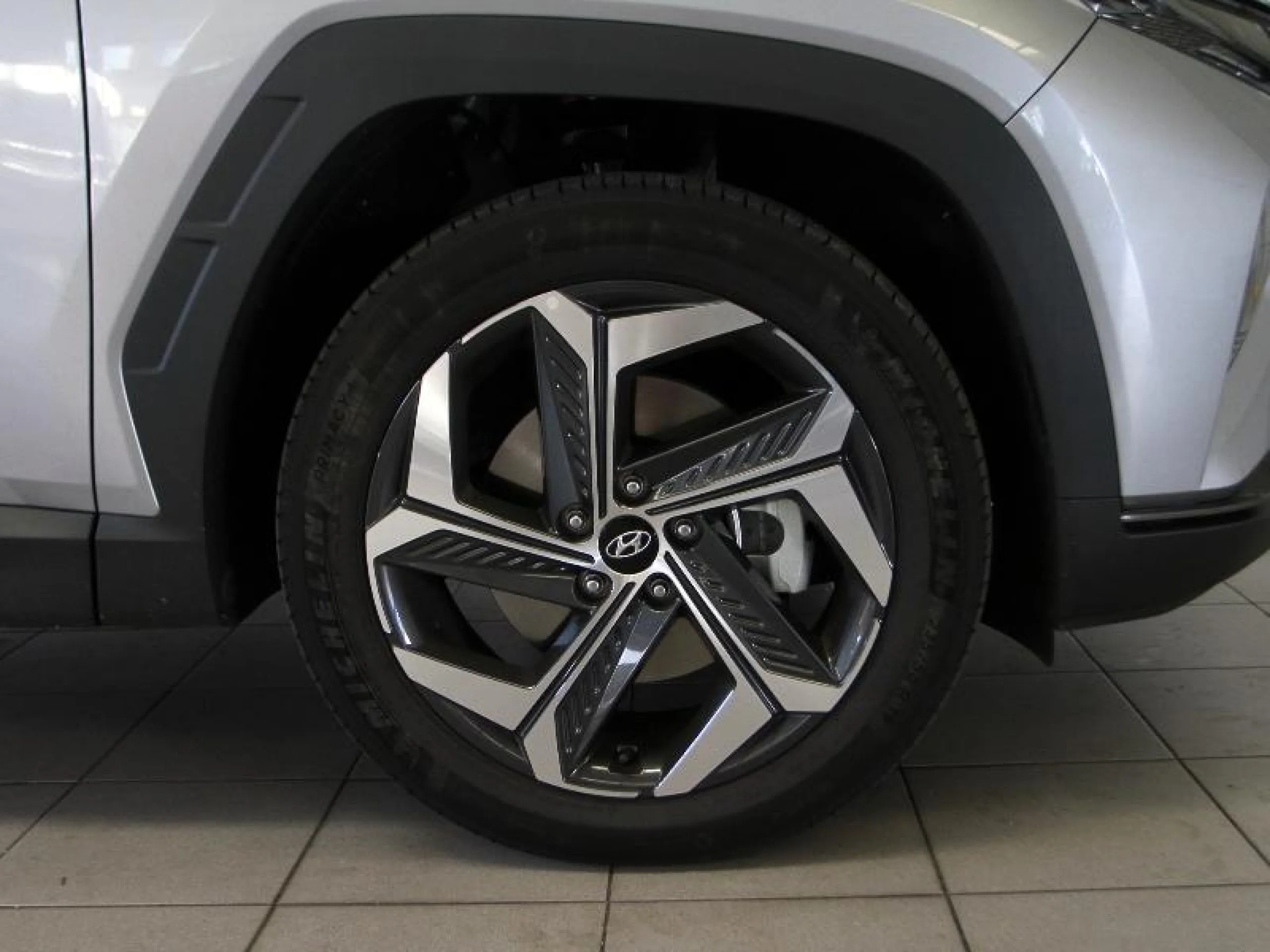 HYUNDAI TUCSON 1.6 TGDI 169KW (230CV) HEV STYLE AUTO - Foto 3
